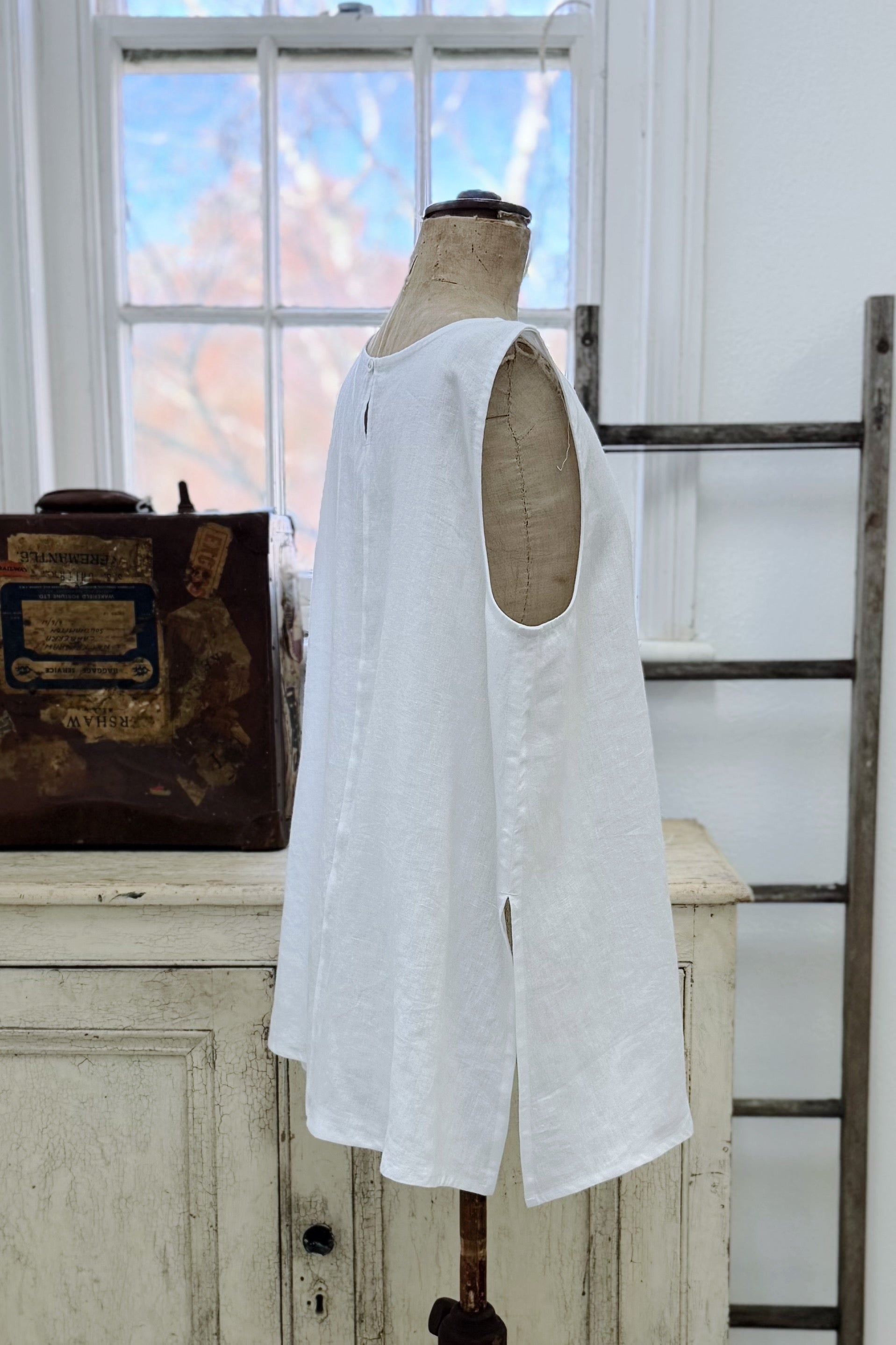 GW | Asher Top | White | L