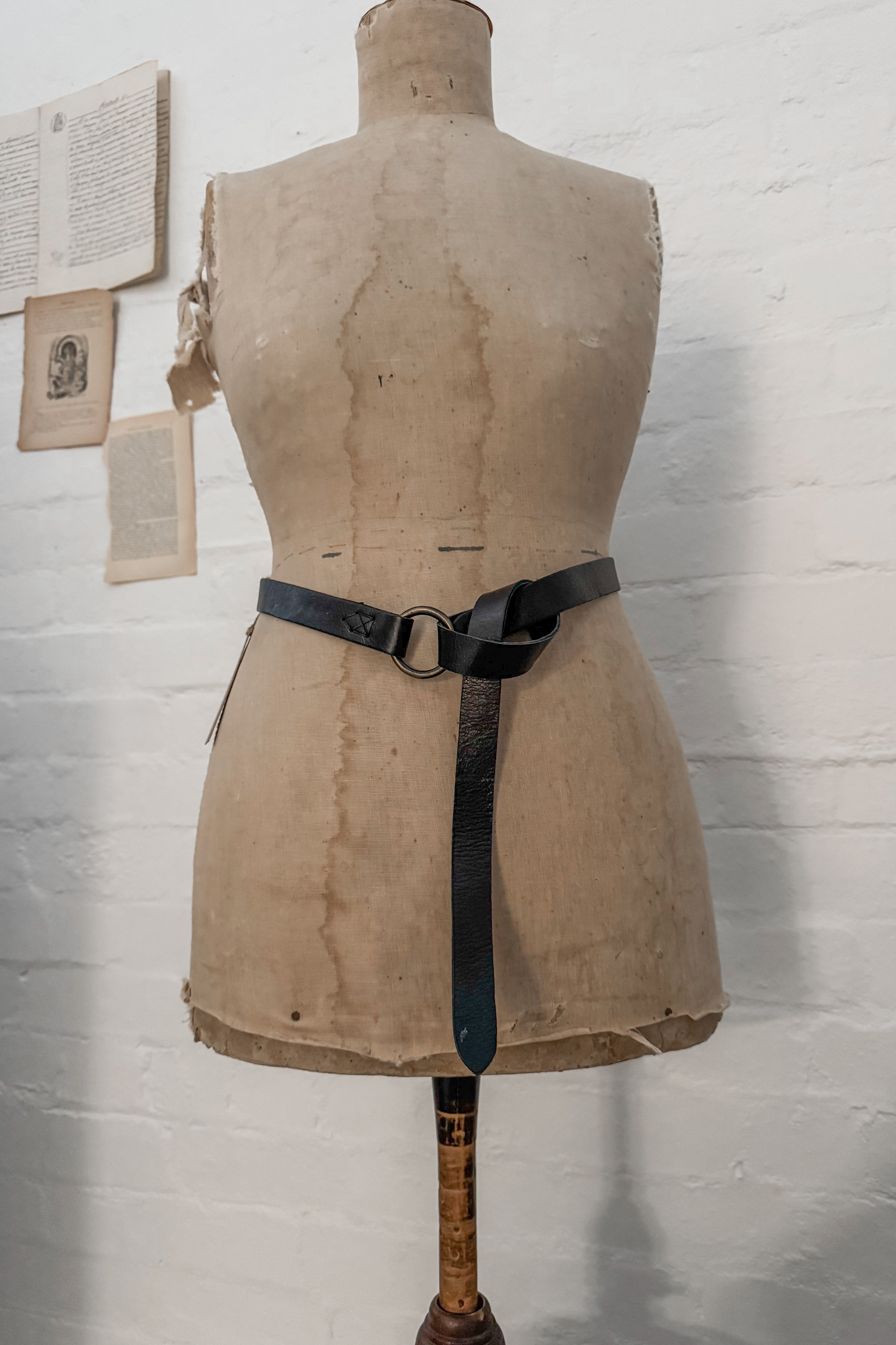 Ink Olives | Salice Belt | Black