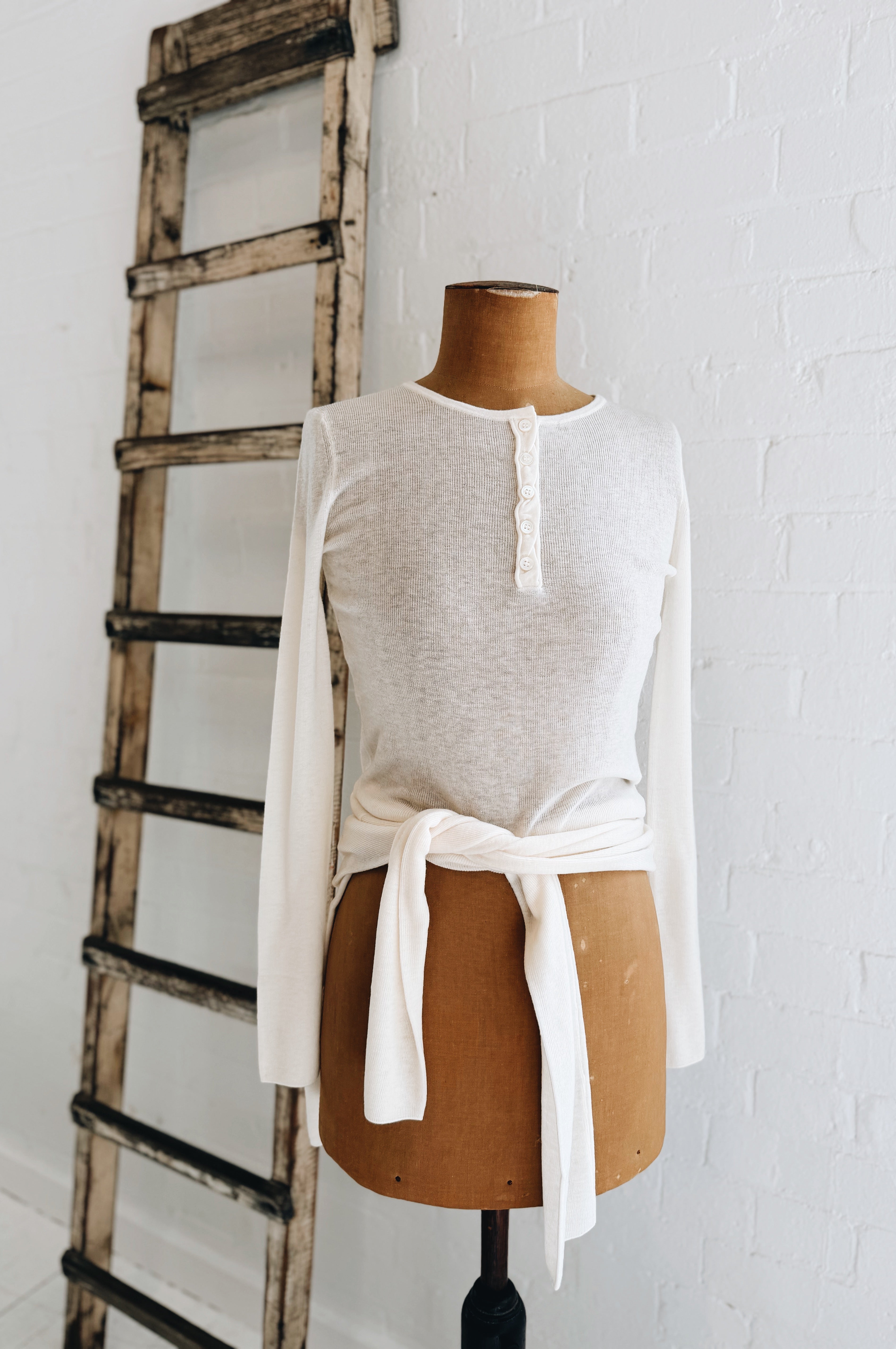 Aleger | Sheerness Placket Top | Ivory