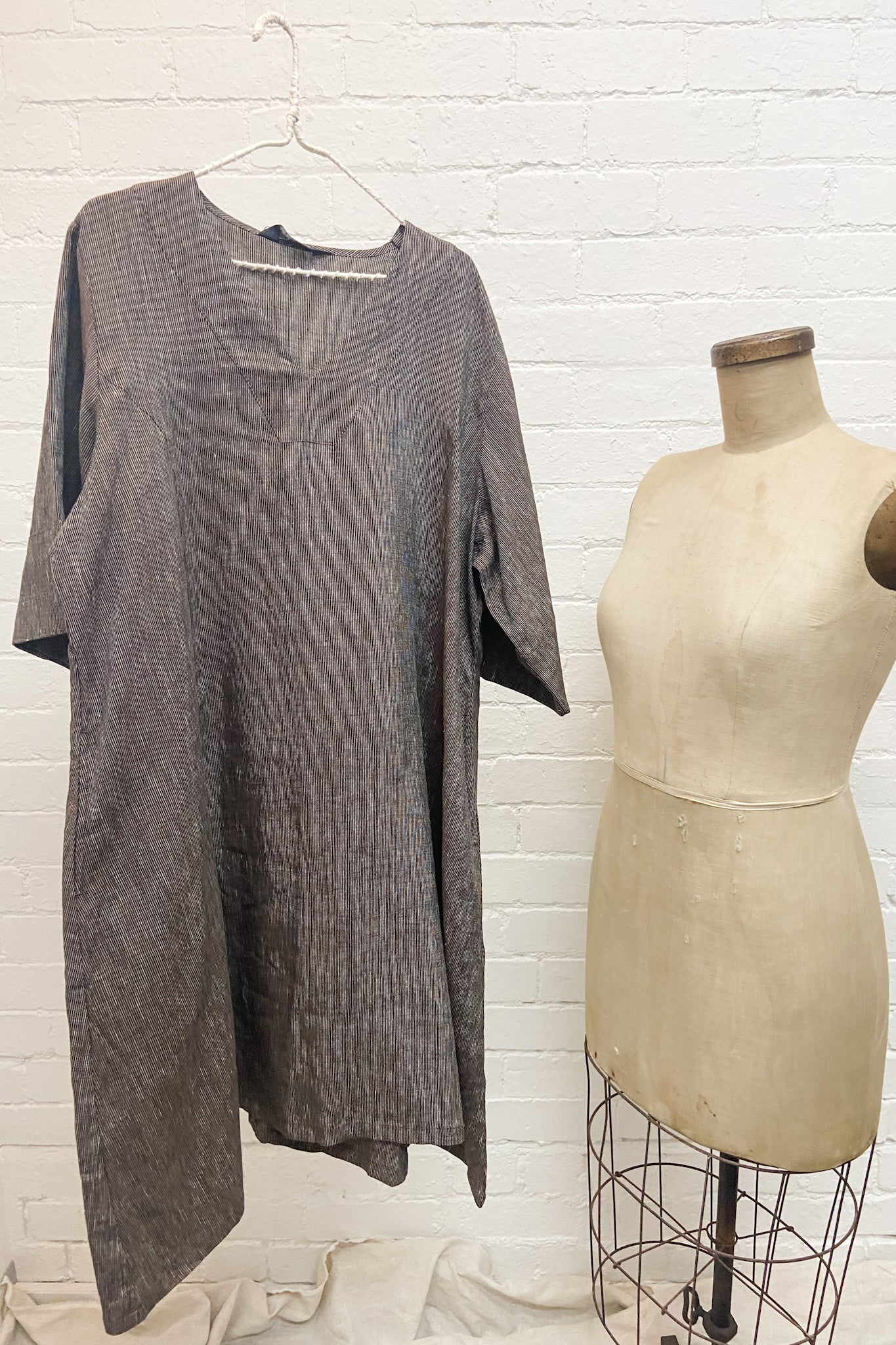 GW | Stevie Dress | Truffle | L