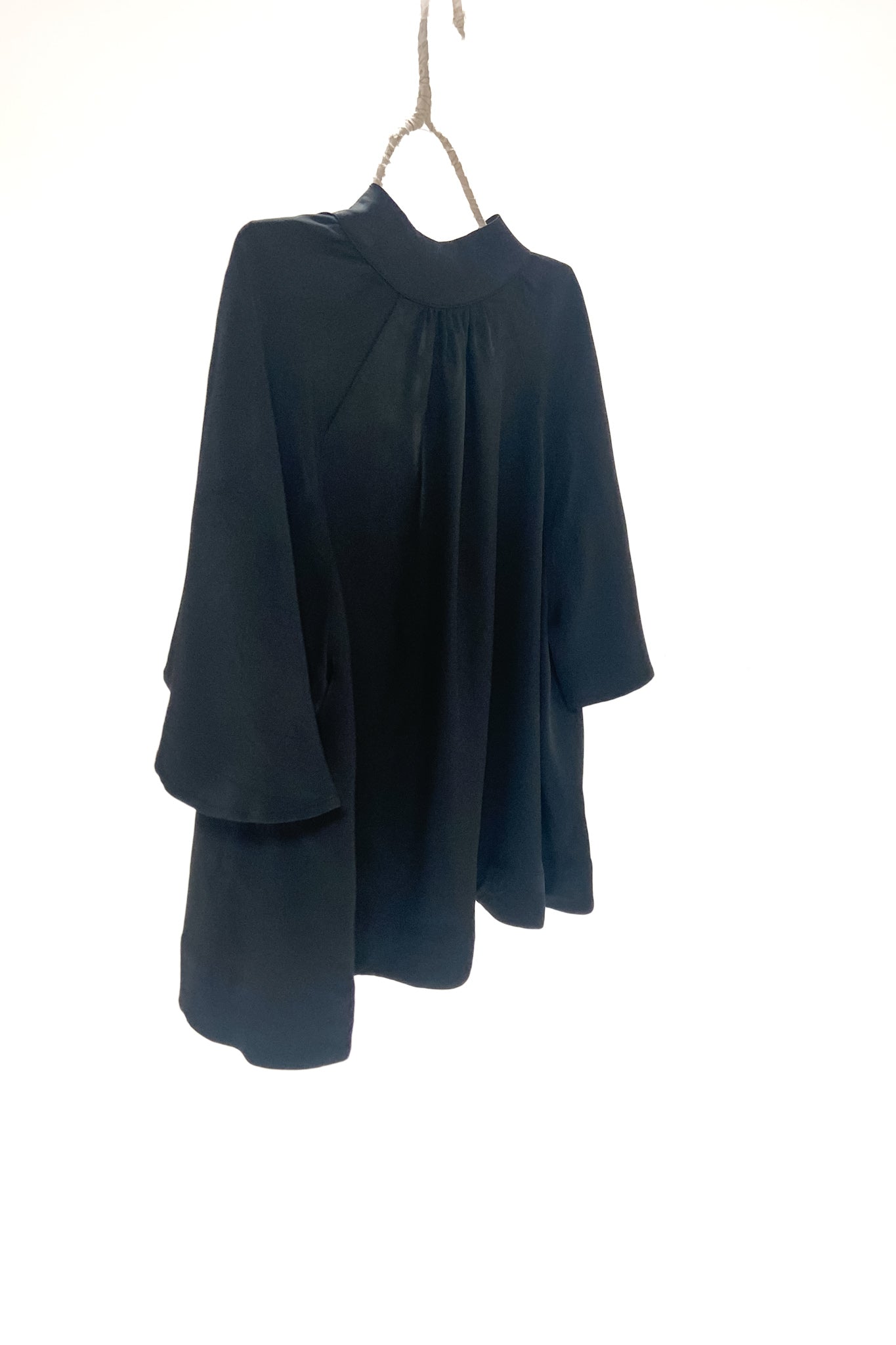 GW | Gaynor Top | Caviar | M