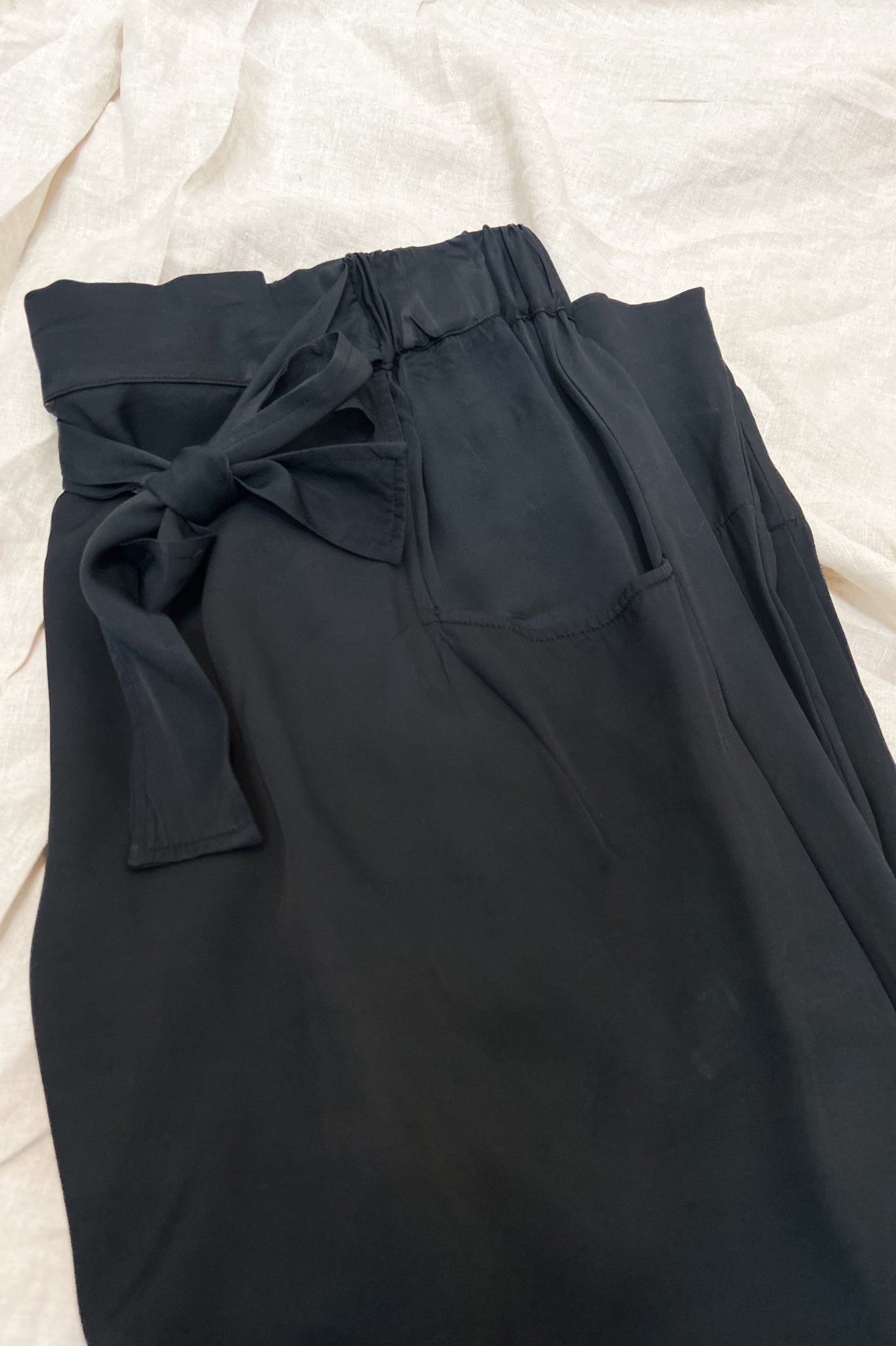 GW | Isla Pant | Caviar | M