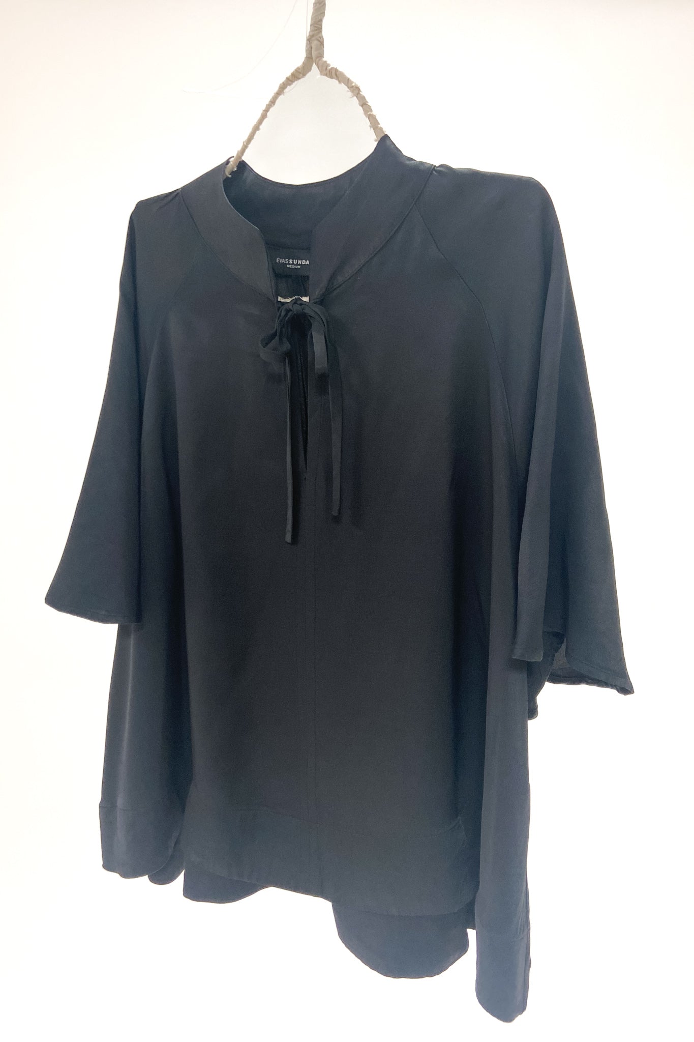 GW | Gaynor Top | Caviar | M