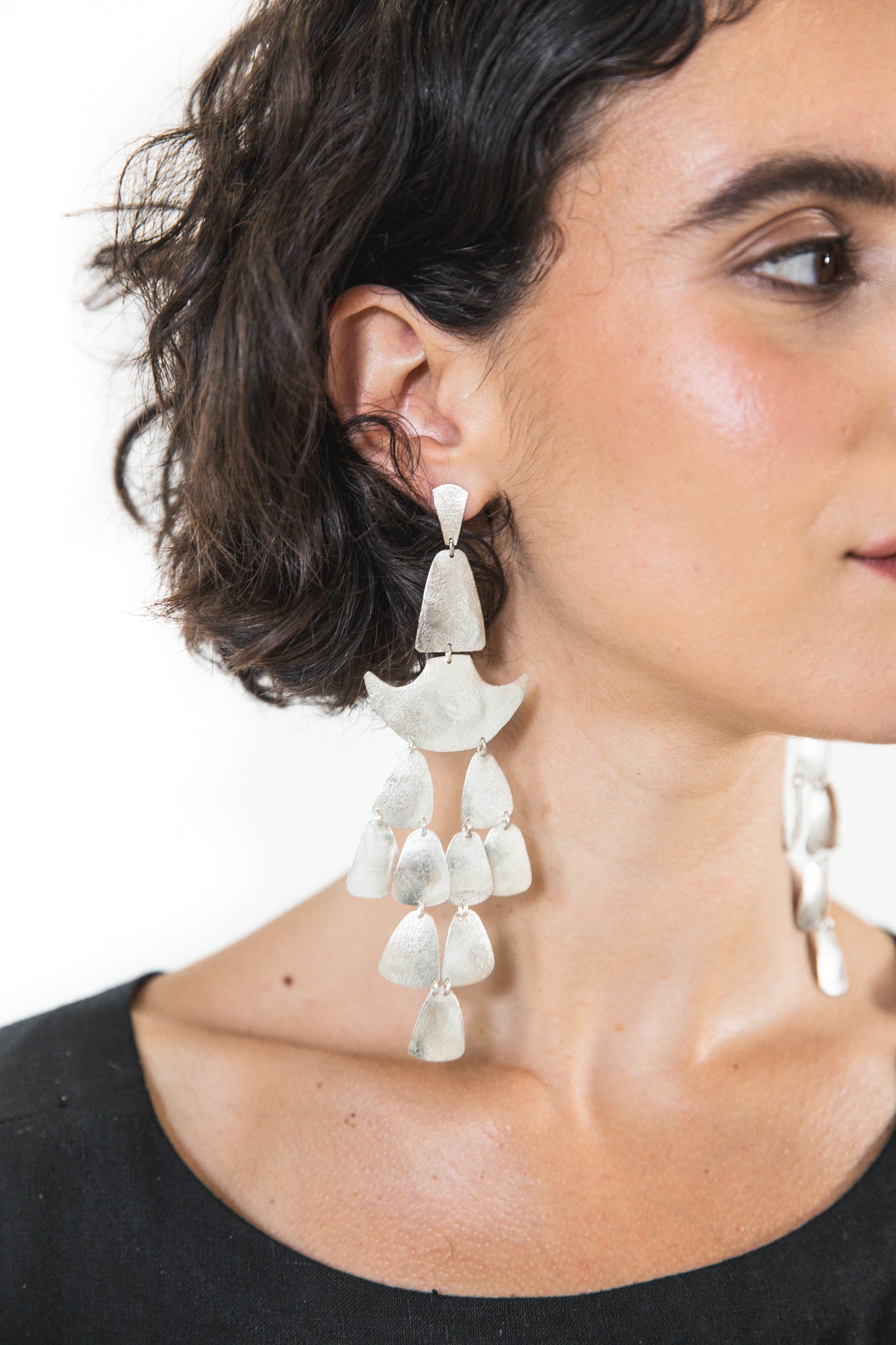 EWA Tribal | Luxe Es' Ala Earrings | Silver