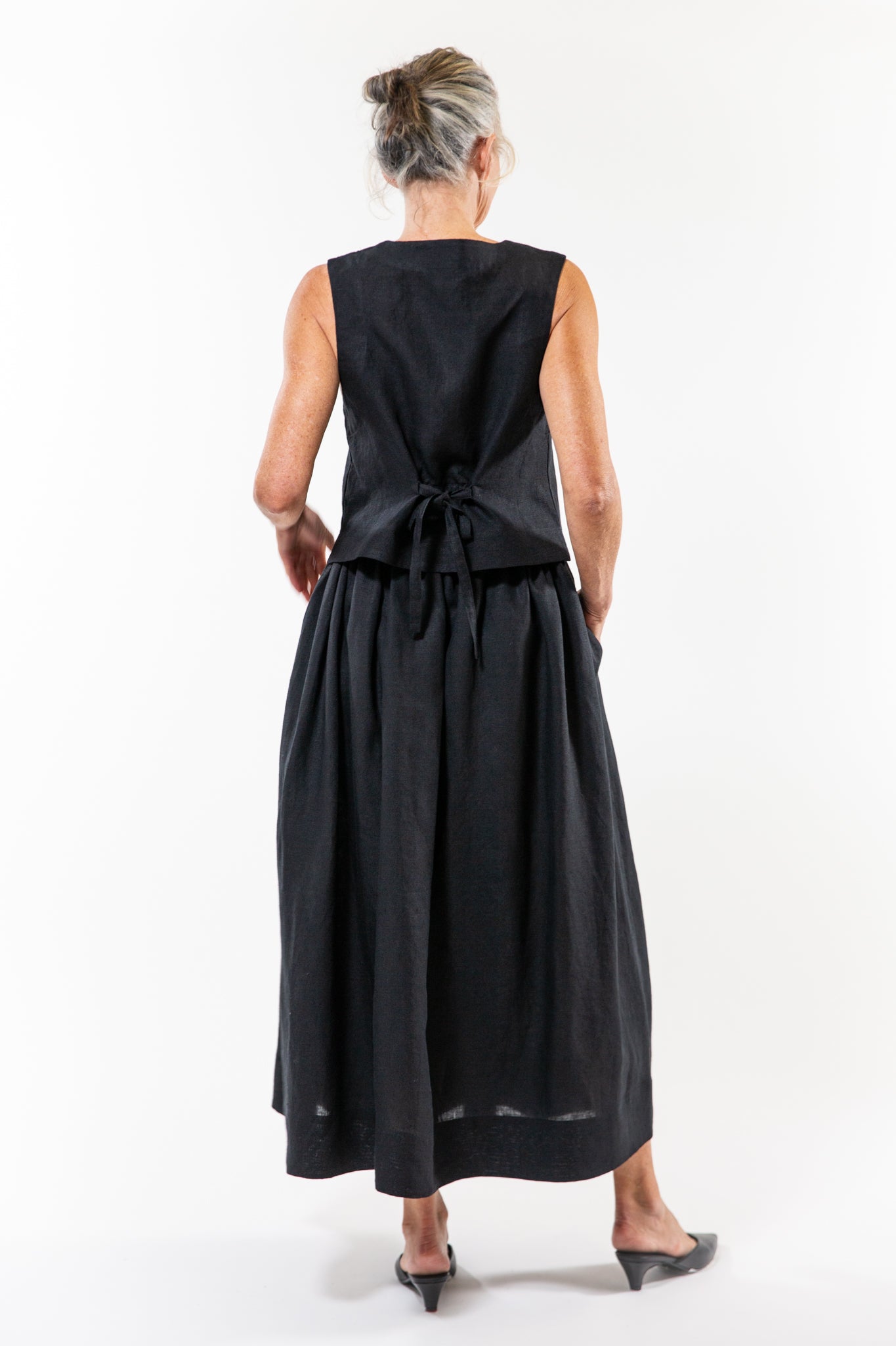 Archie Vest | Black