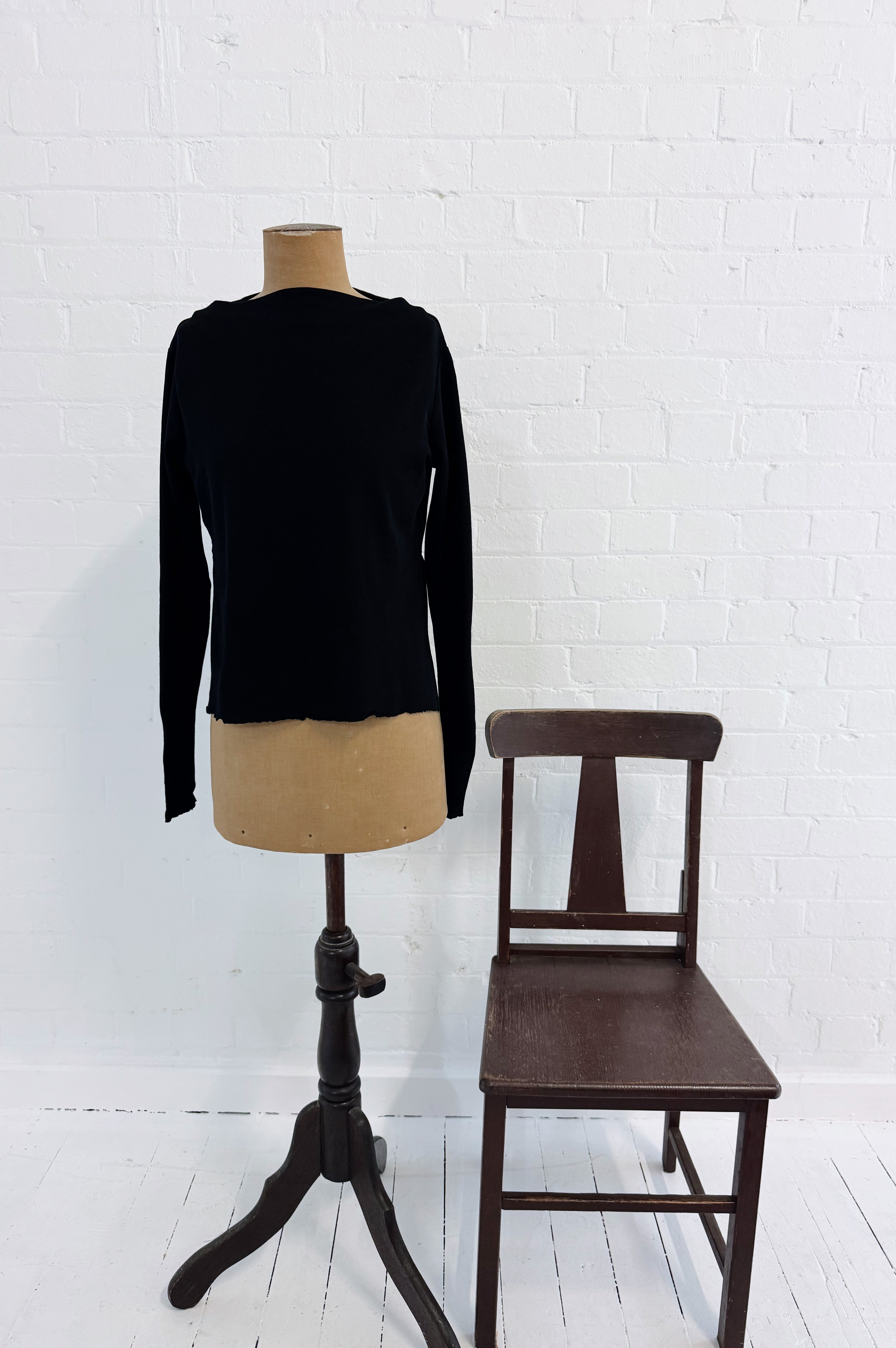 Merino With High Slits | Black