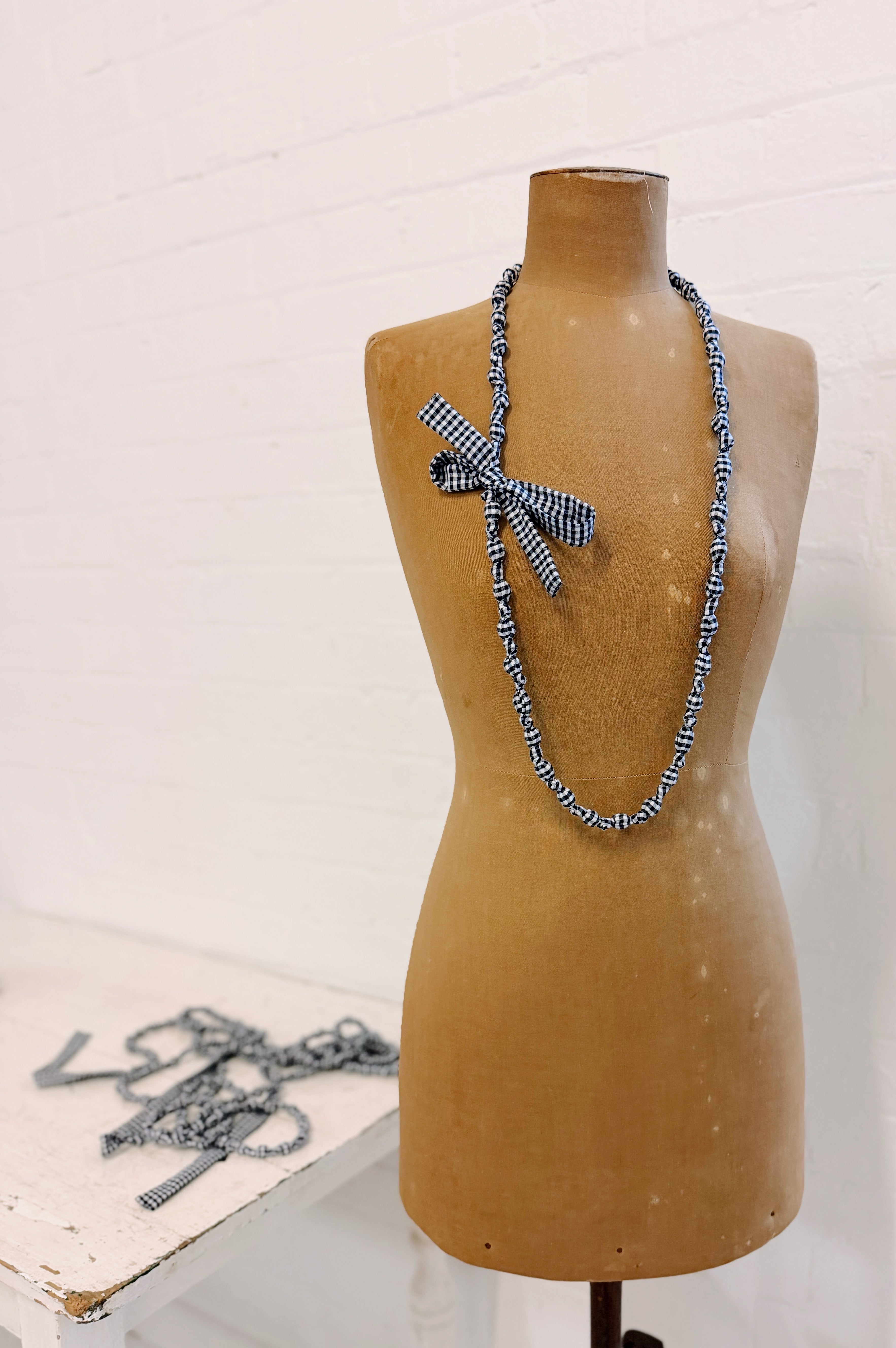 Julip Beads | Navy Check