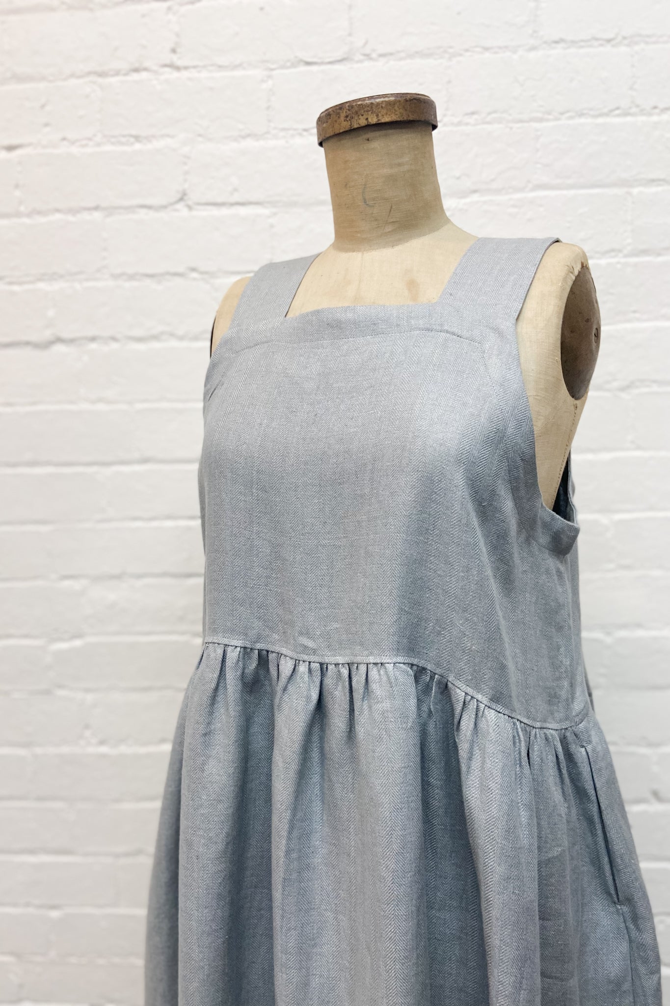 GW | Violet Dress | London Fog | L