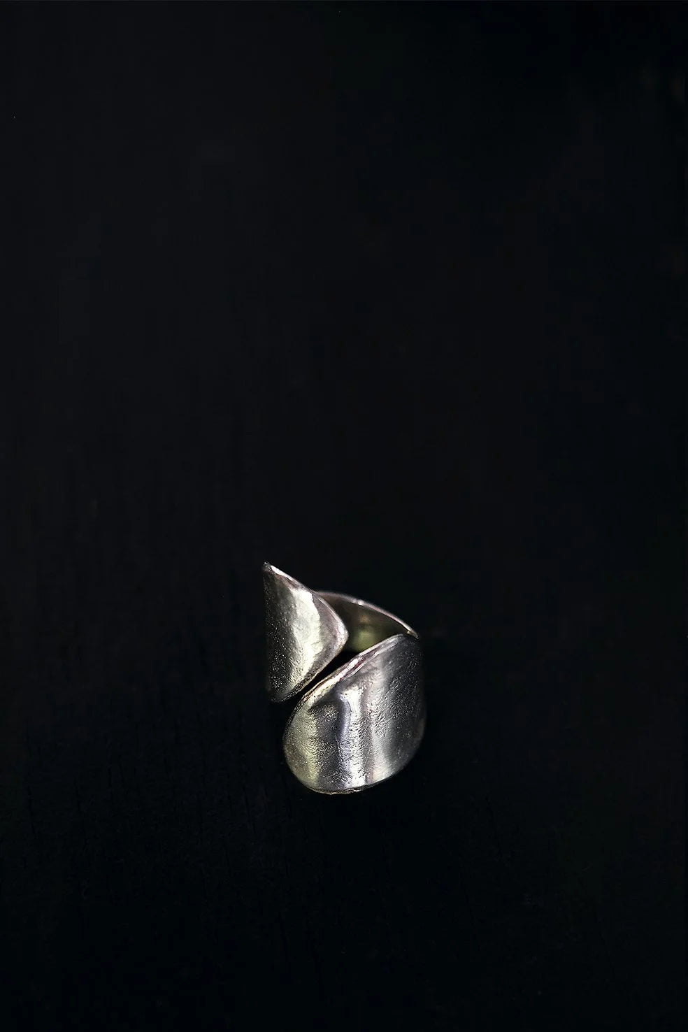 EWA Tribal | Curve Ring | Silver
