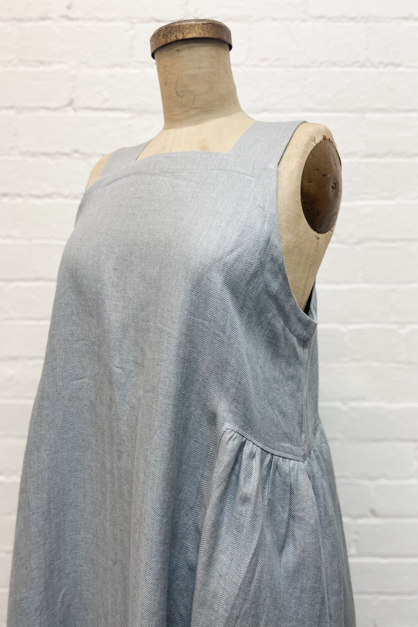 GW | Violet Dress | London Fog | L