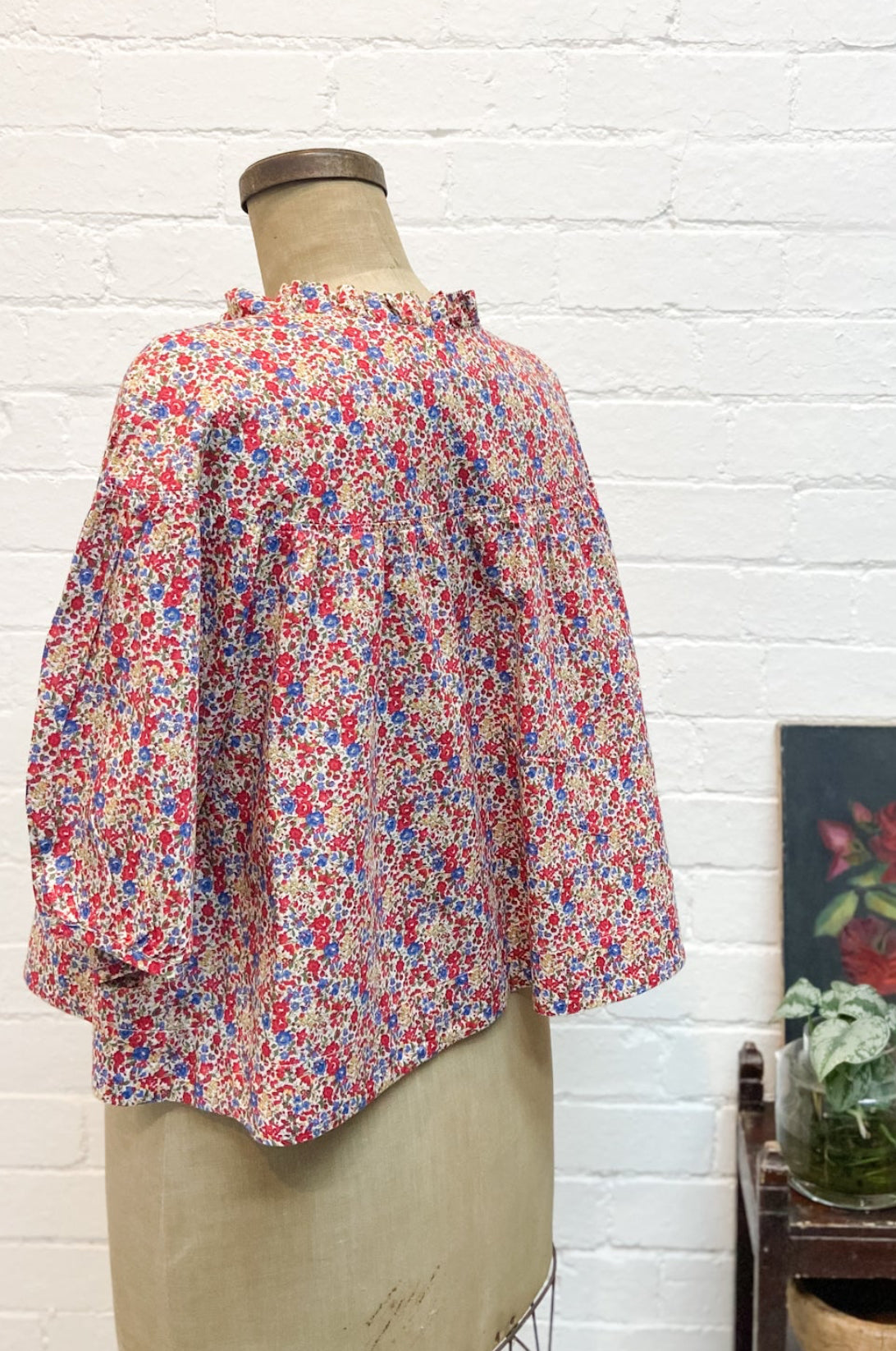 GW | Peggie Top | Emma and Georgina | M