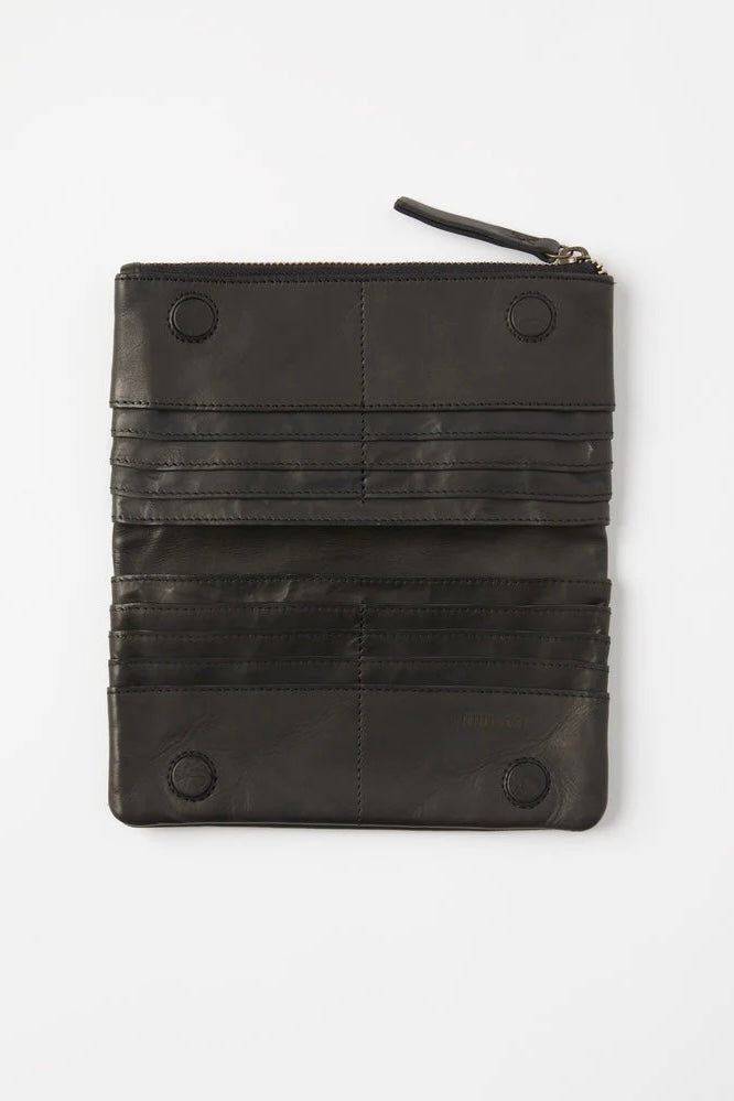 JuJu & Co | Large Capri Wallet | Black