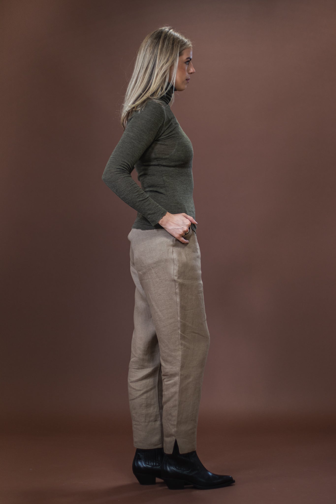 Merino Roll Neck | Capers Melange