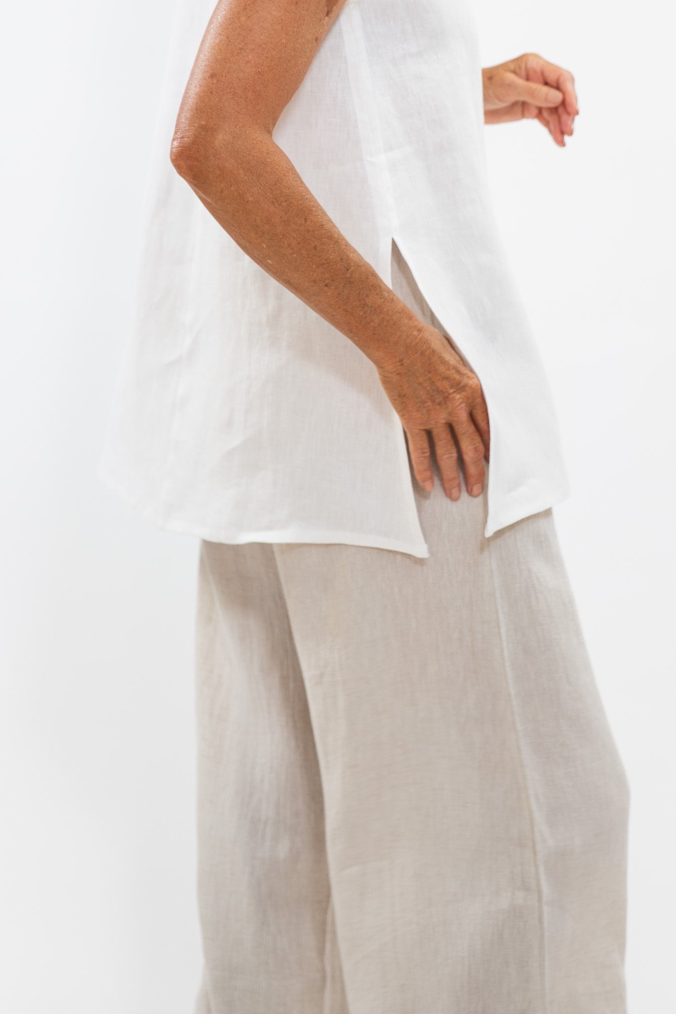 Asher Top | White