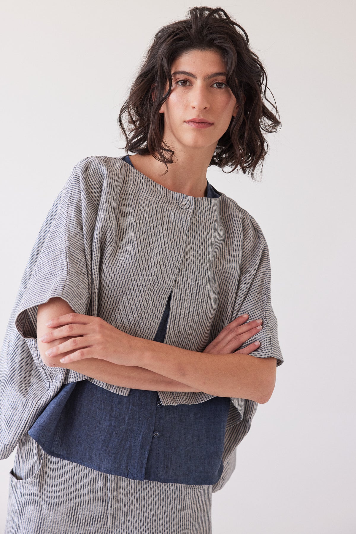 Tussie Capelet | Chambray Stripe