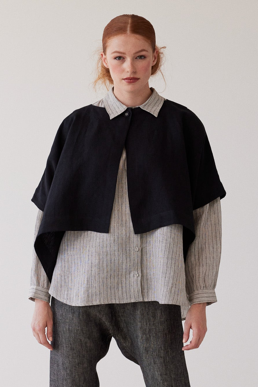 Tussie Capelet | Black