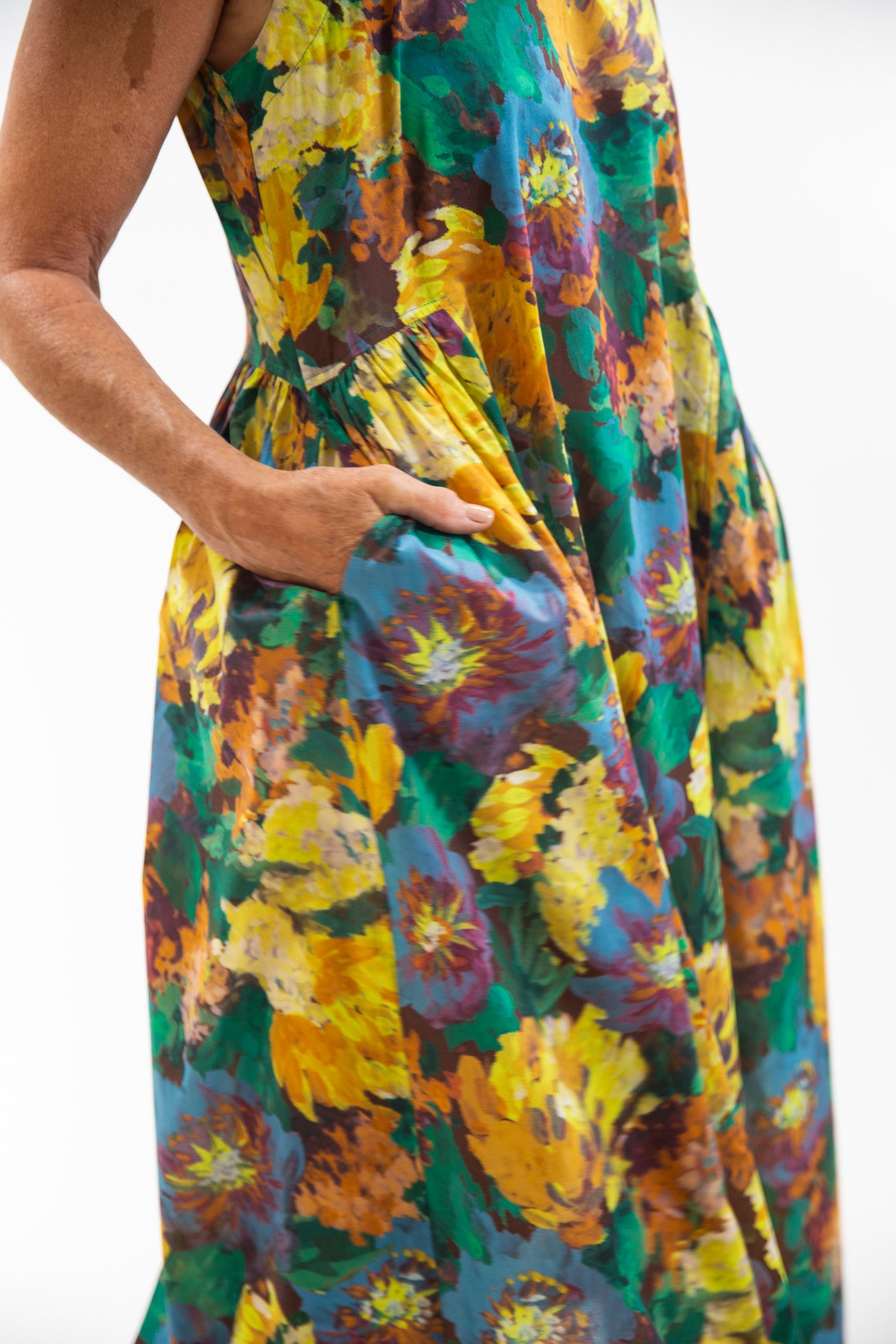 Violet Dress | Artists Bouquet