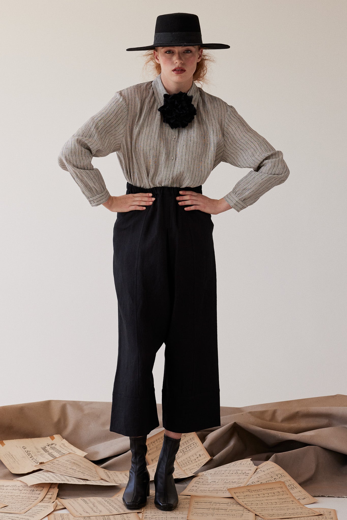 Yuki Drop Crotch Pant | Black