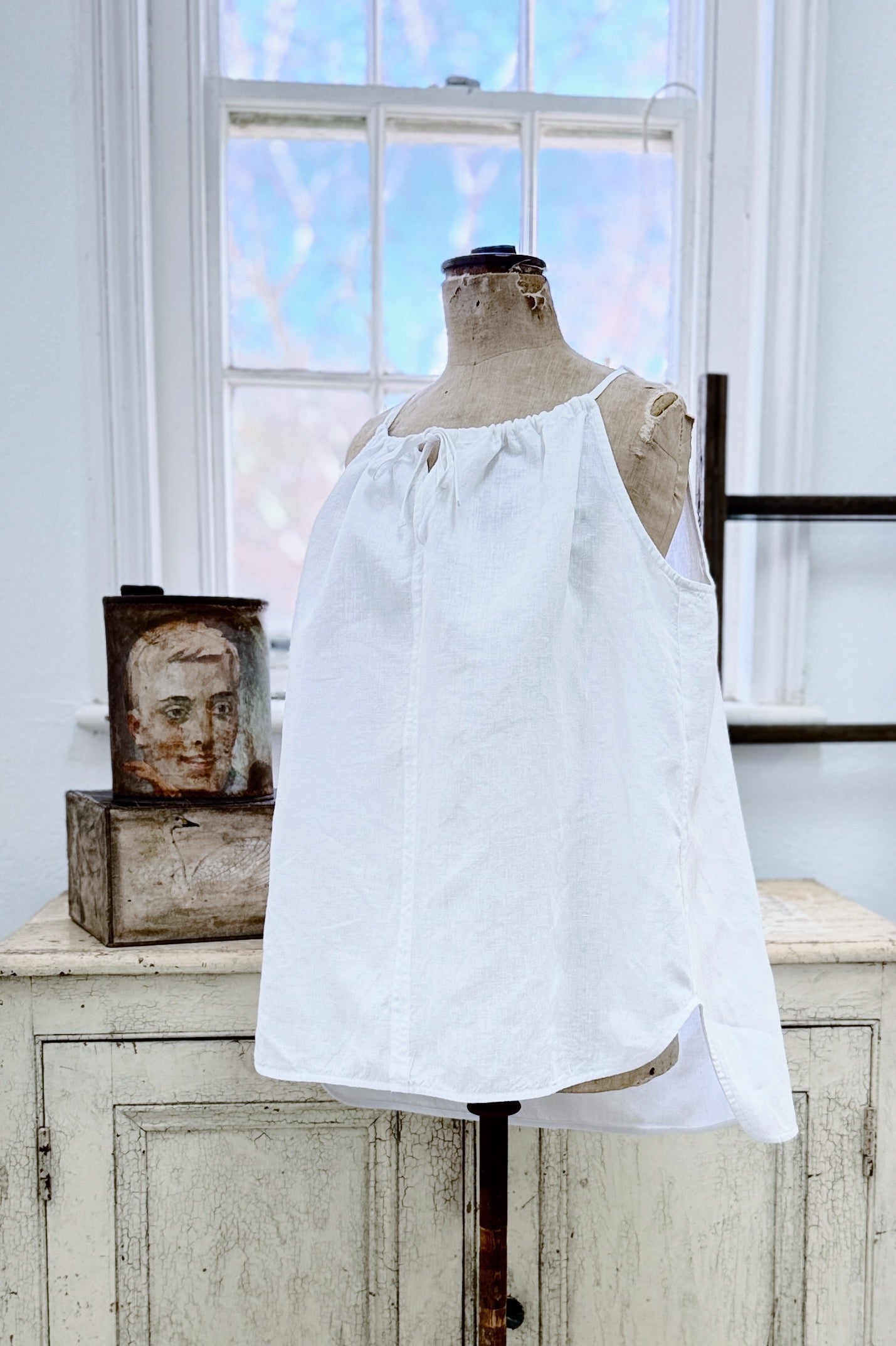GW | Petunia Top | White | M