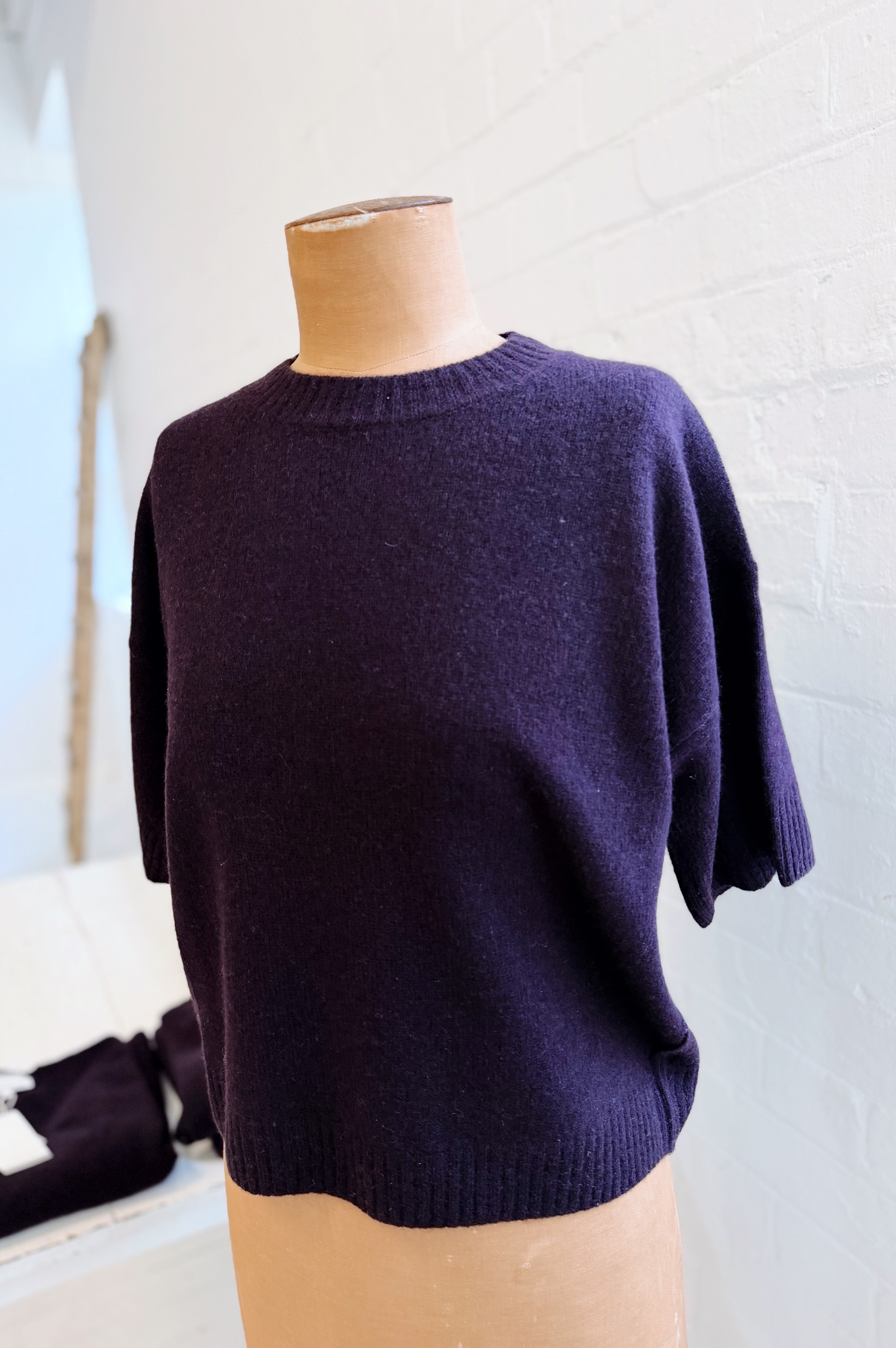 Aleger | Always Bell Sleeve | Black