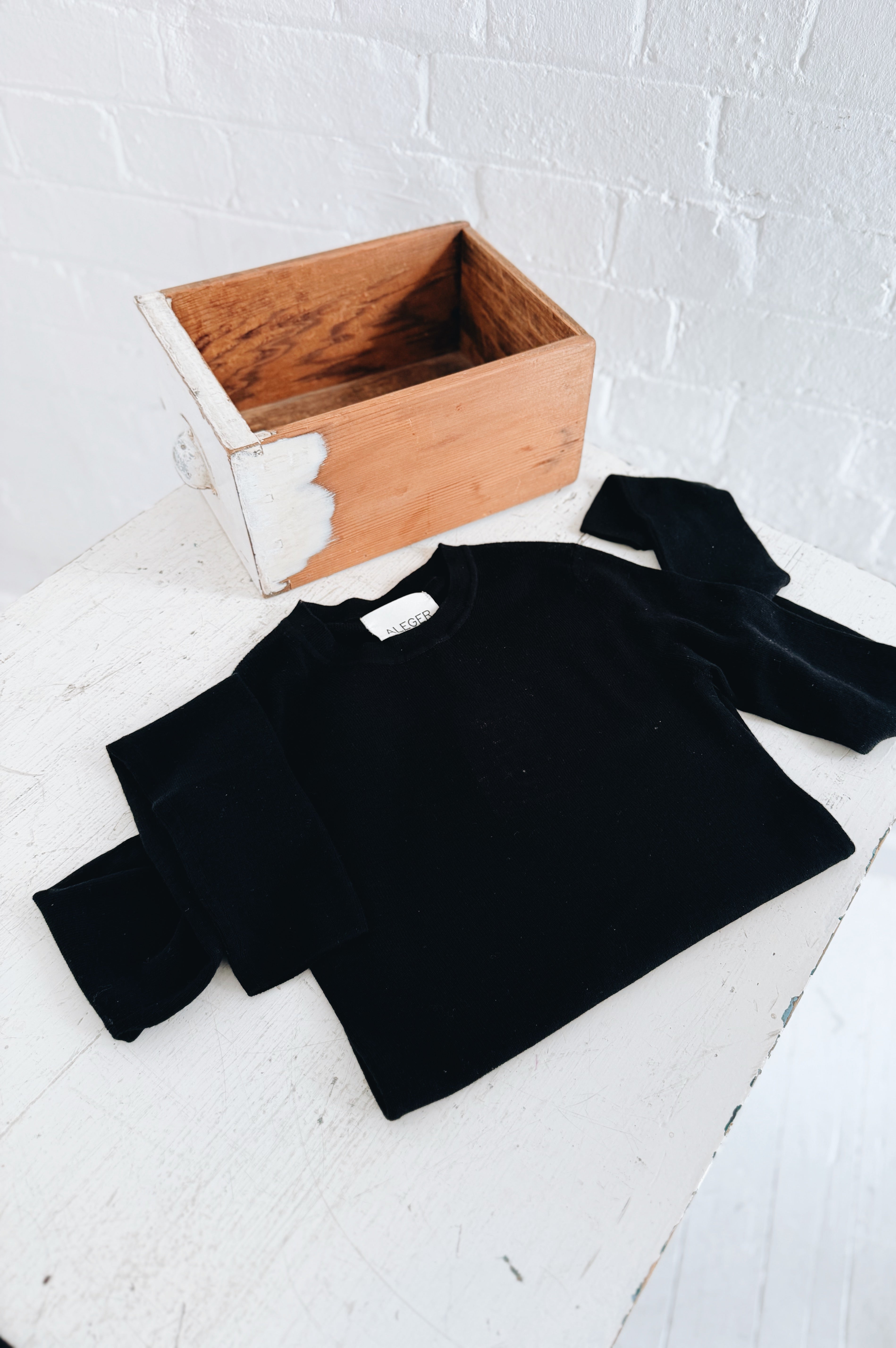 Aleger | Sheerness Crew Neck | Black