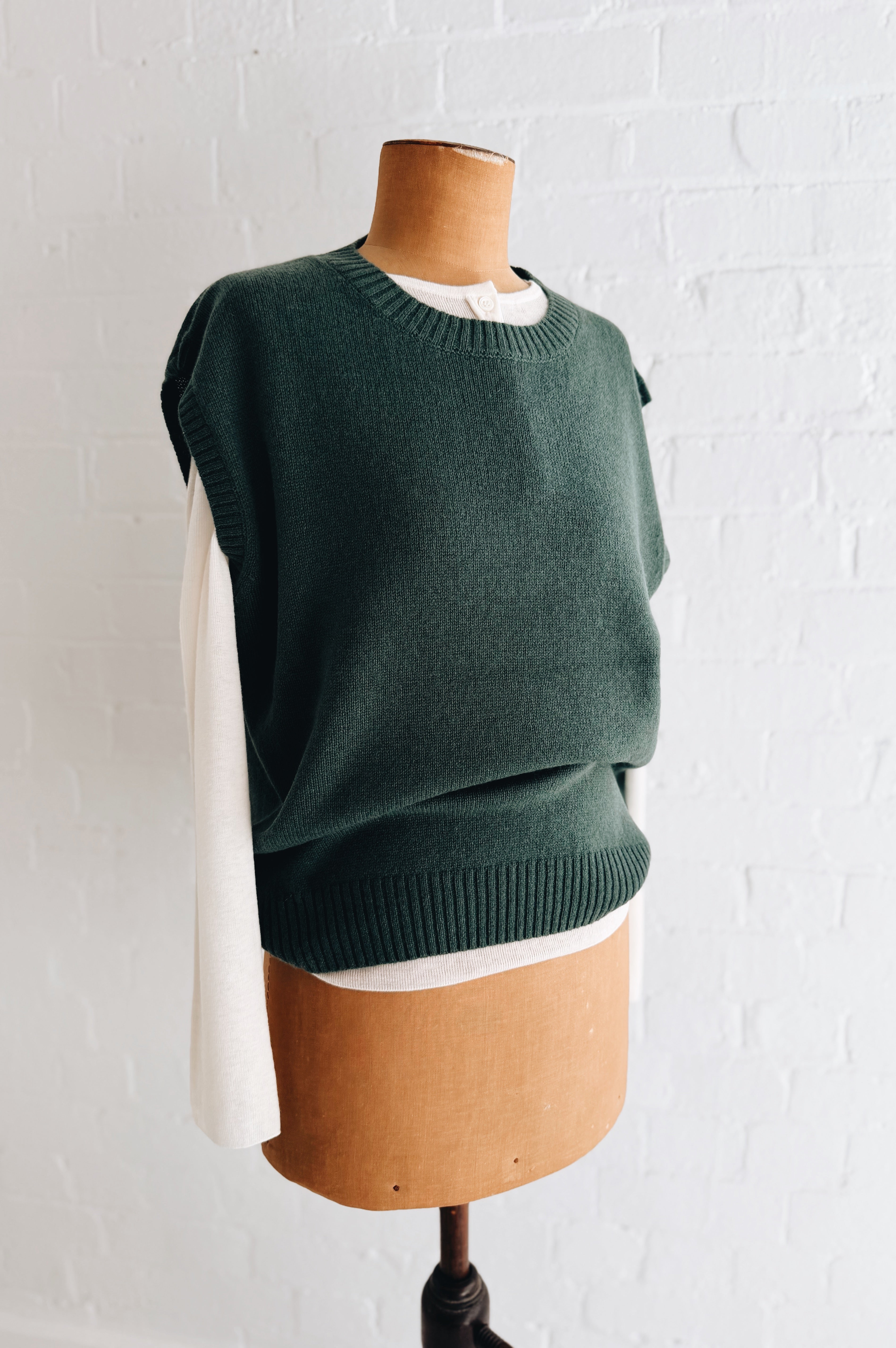Aleger | Cashmere Blend Billie Vest | Kale