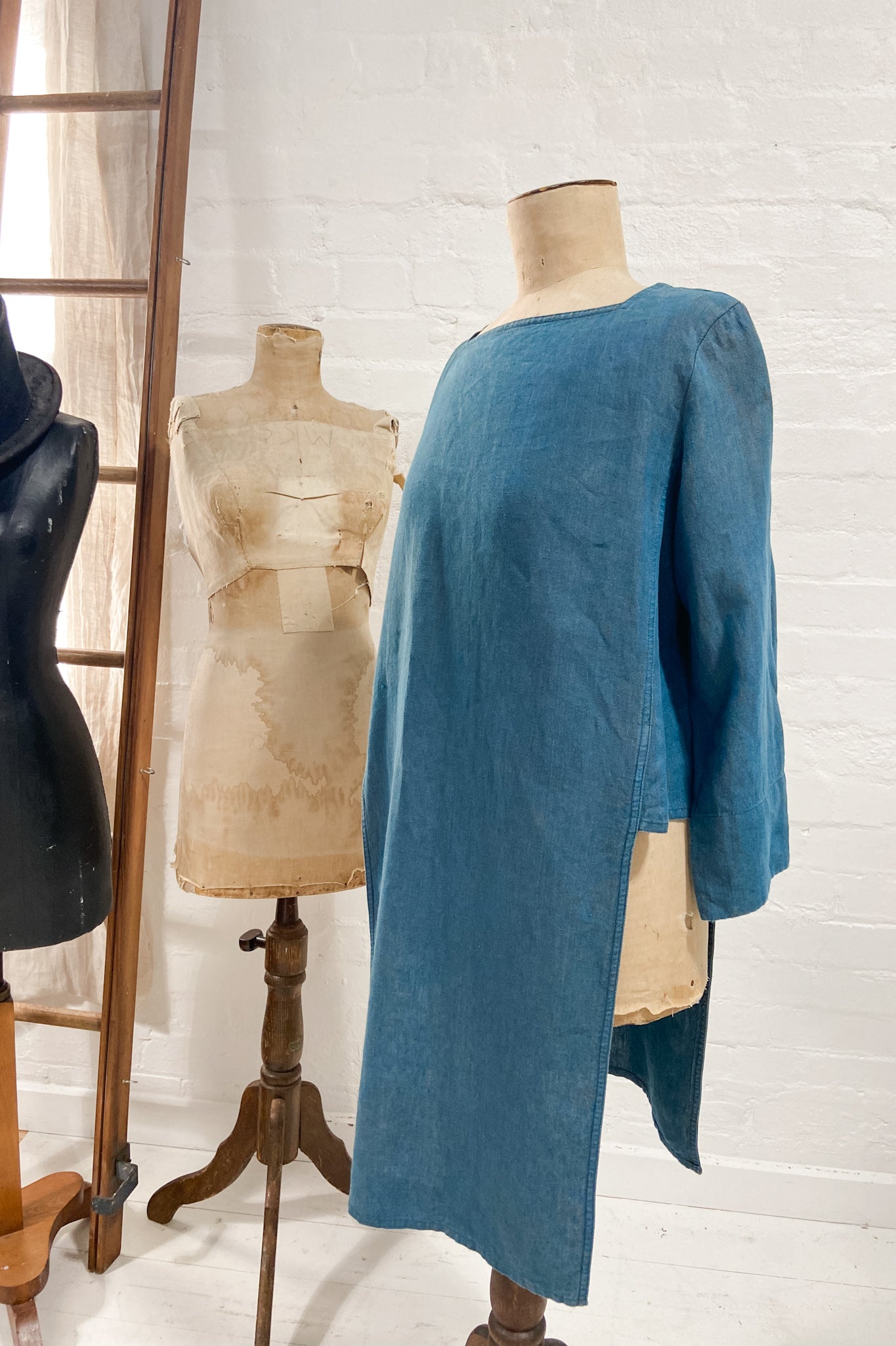 GW | Amanda Top | Mid blue | M