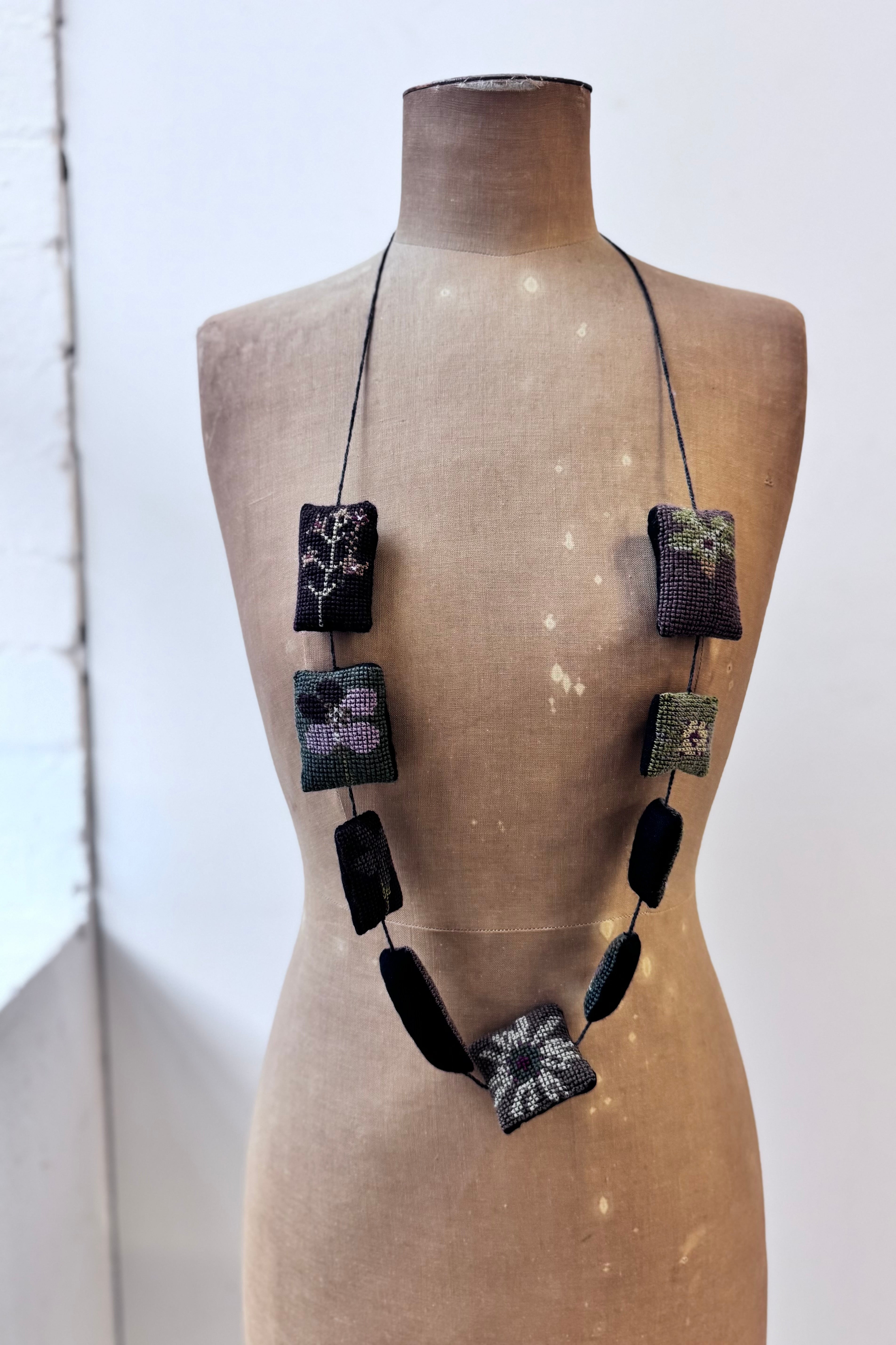 Sophie Digard | Pillow Necklace | Elizabeth