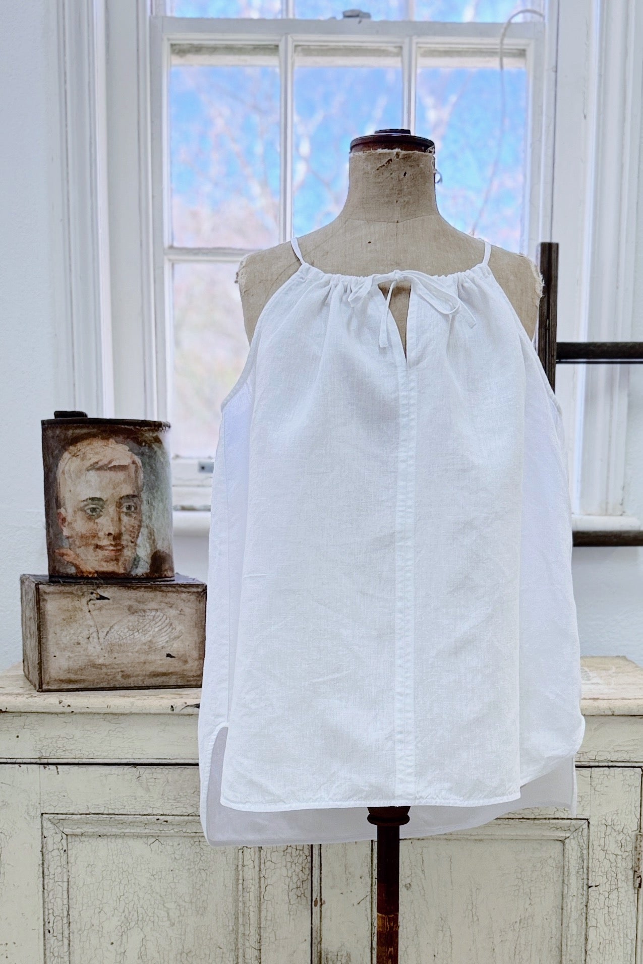 GW | Petunia Top | White | M