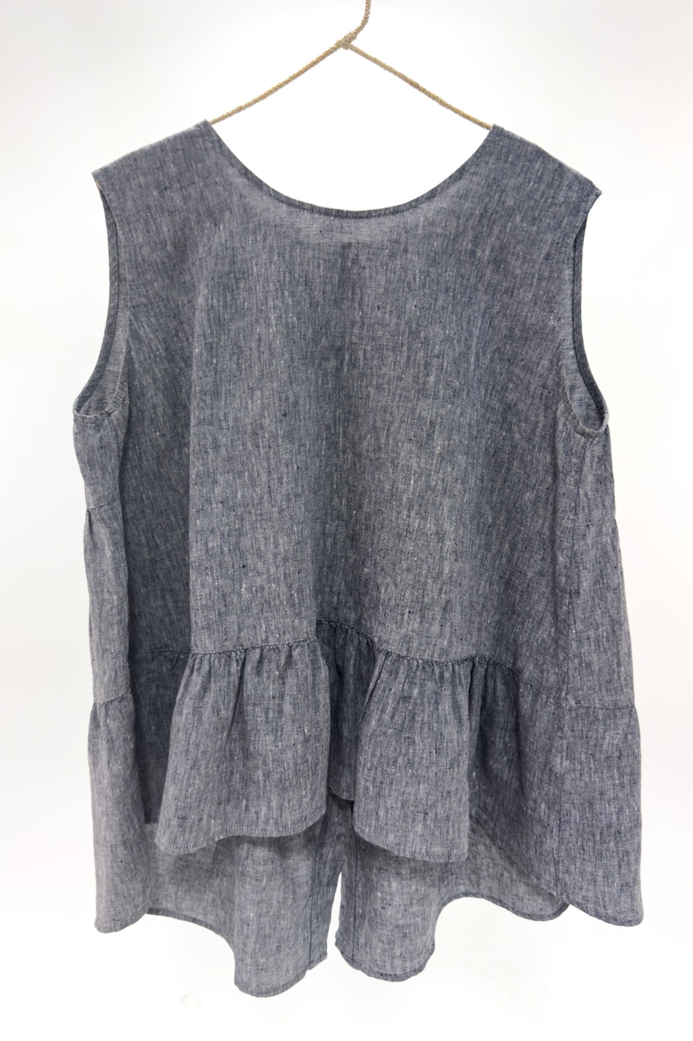 GW | Mao Trapeze Top | Tornado | L