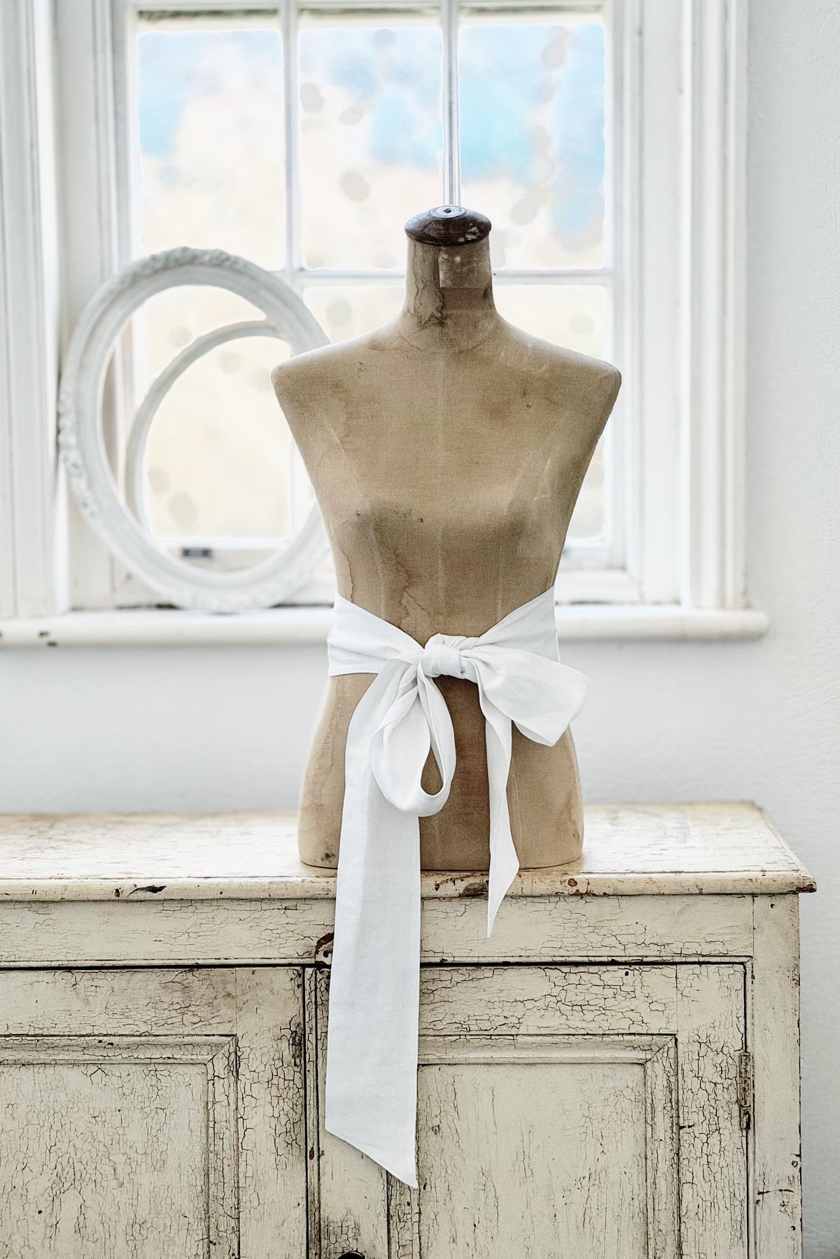GW | Tie Belt | White