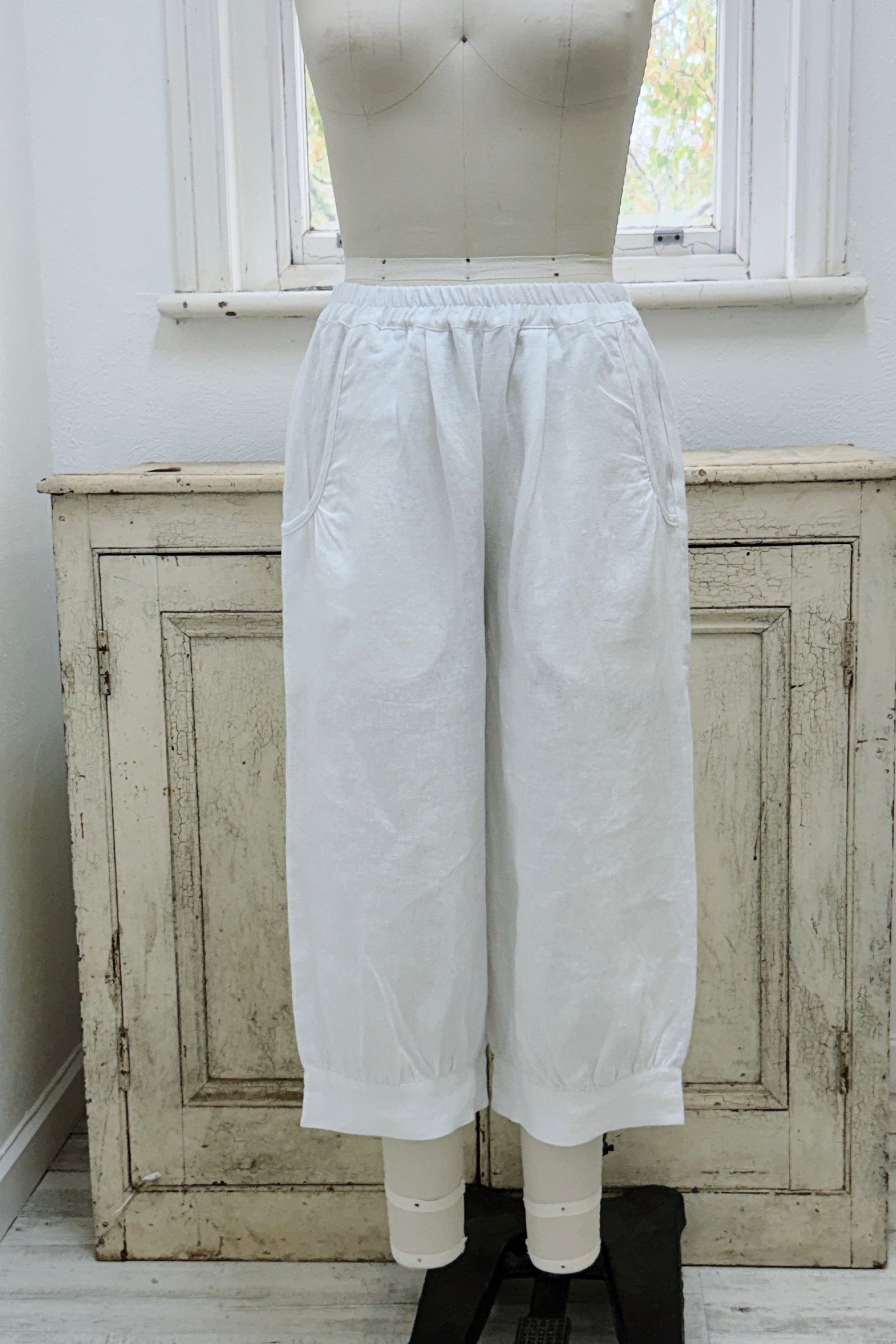 GW | Todd Pant | White | XS