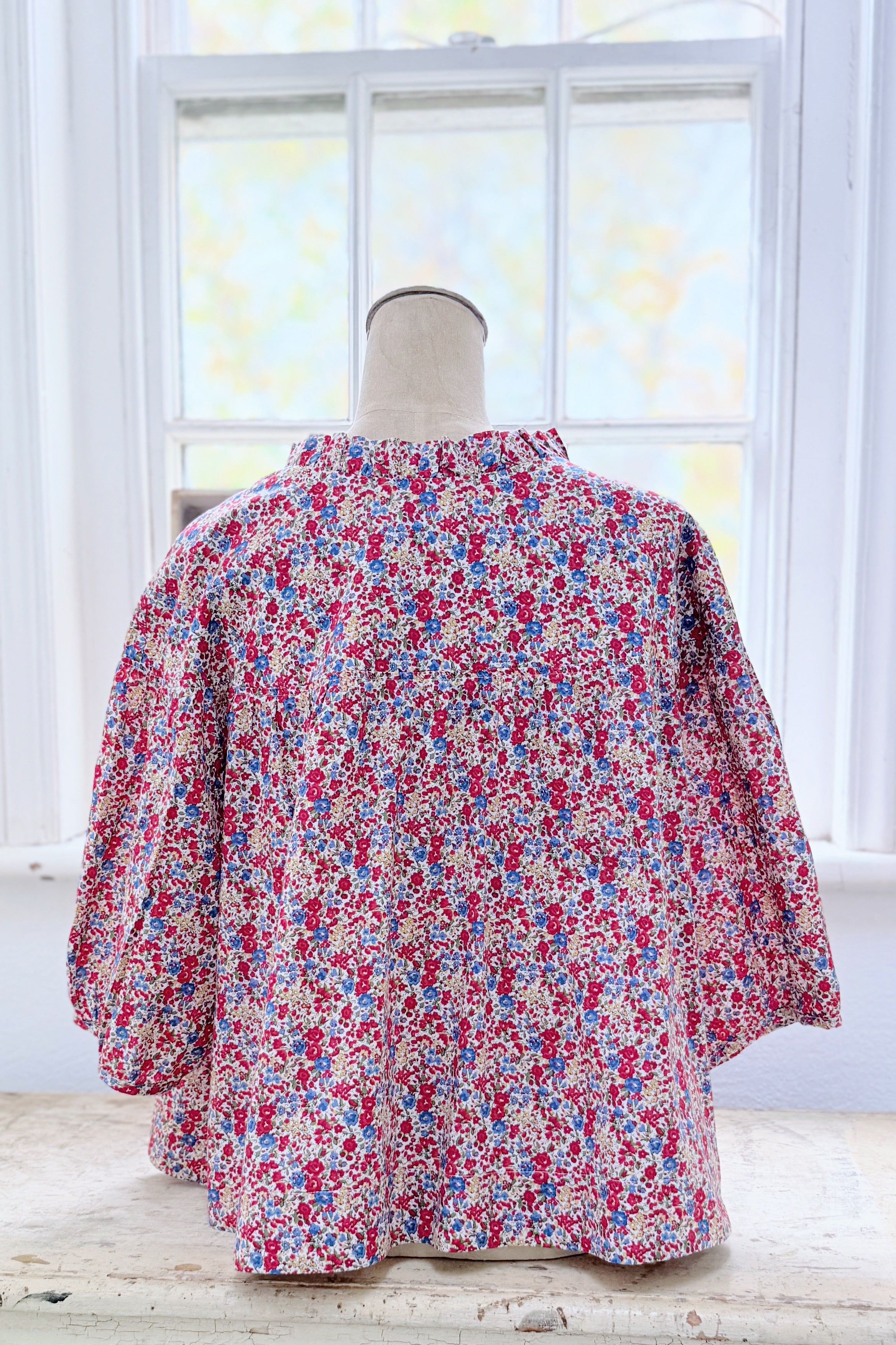 GW | Peggie Top | Emma and Georgina | M