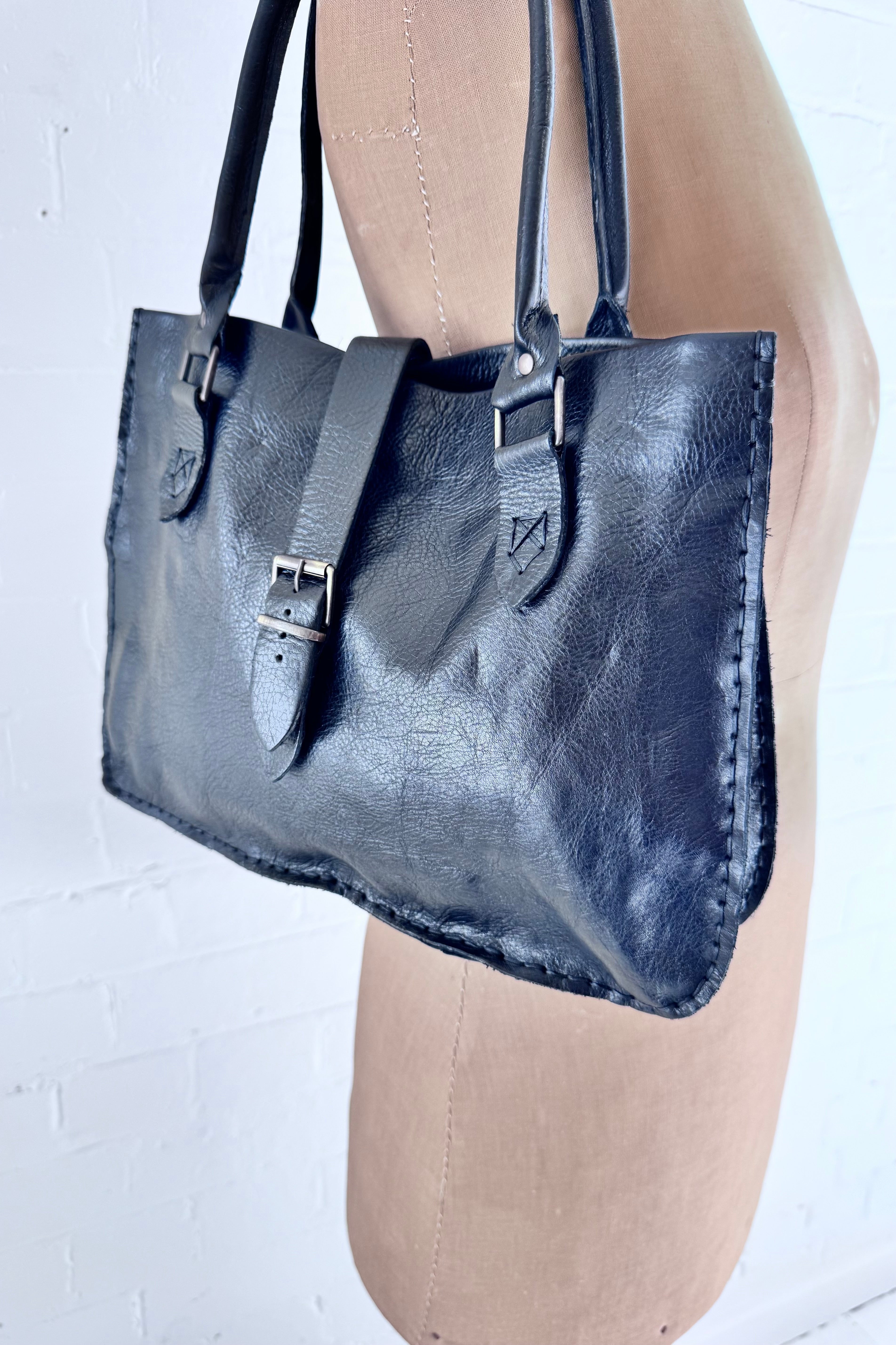 Ink Olives | Amsterdam Bag | Black