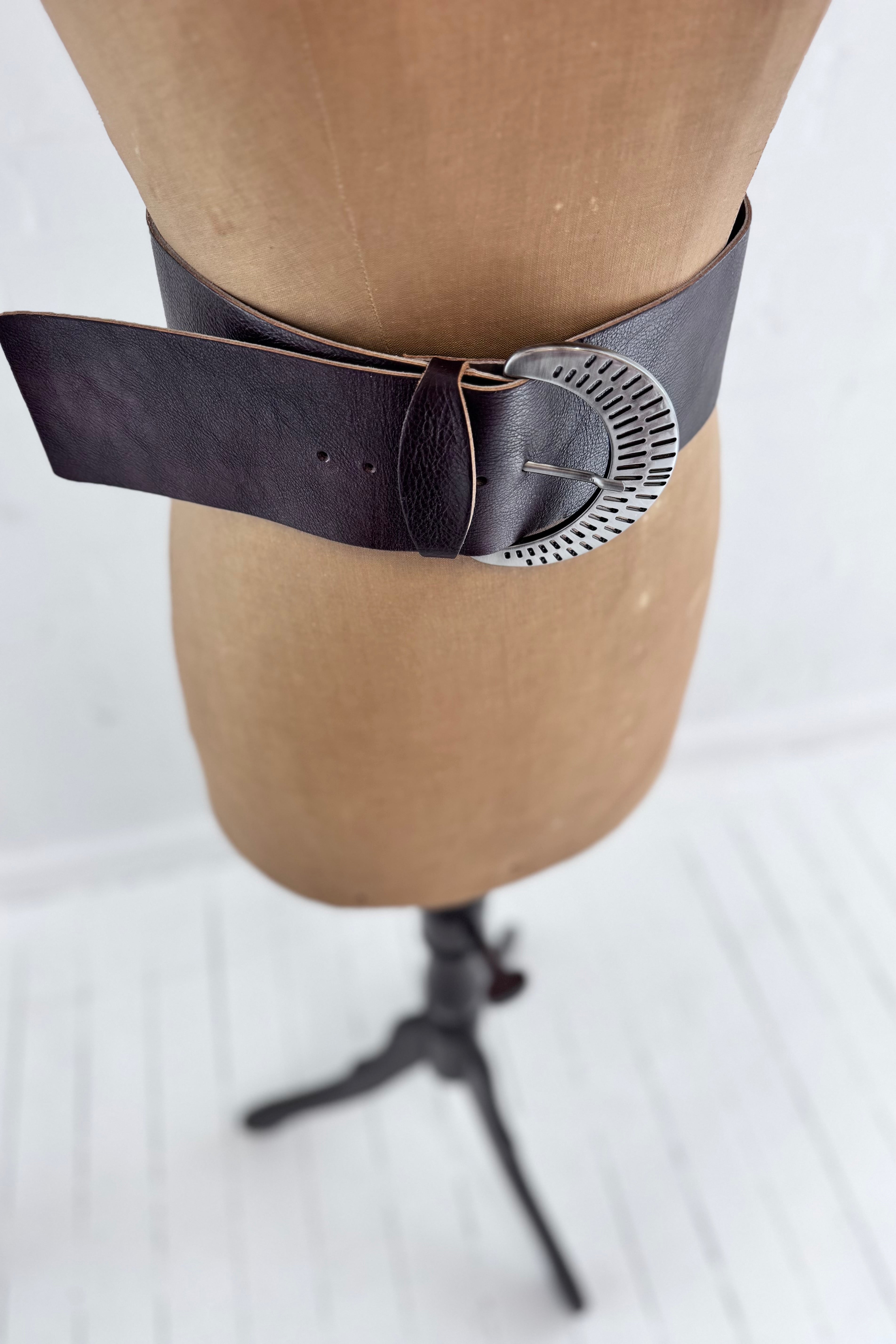 Ink Olives | Quercia Belt | Chocolate