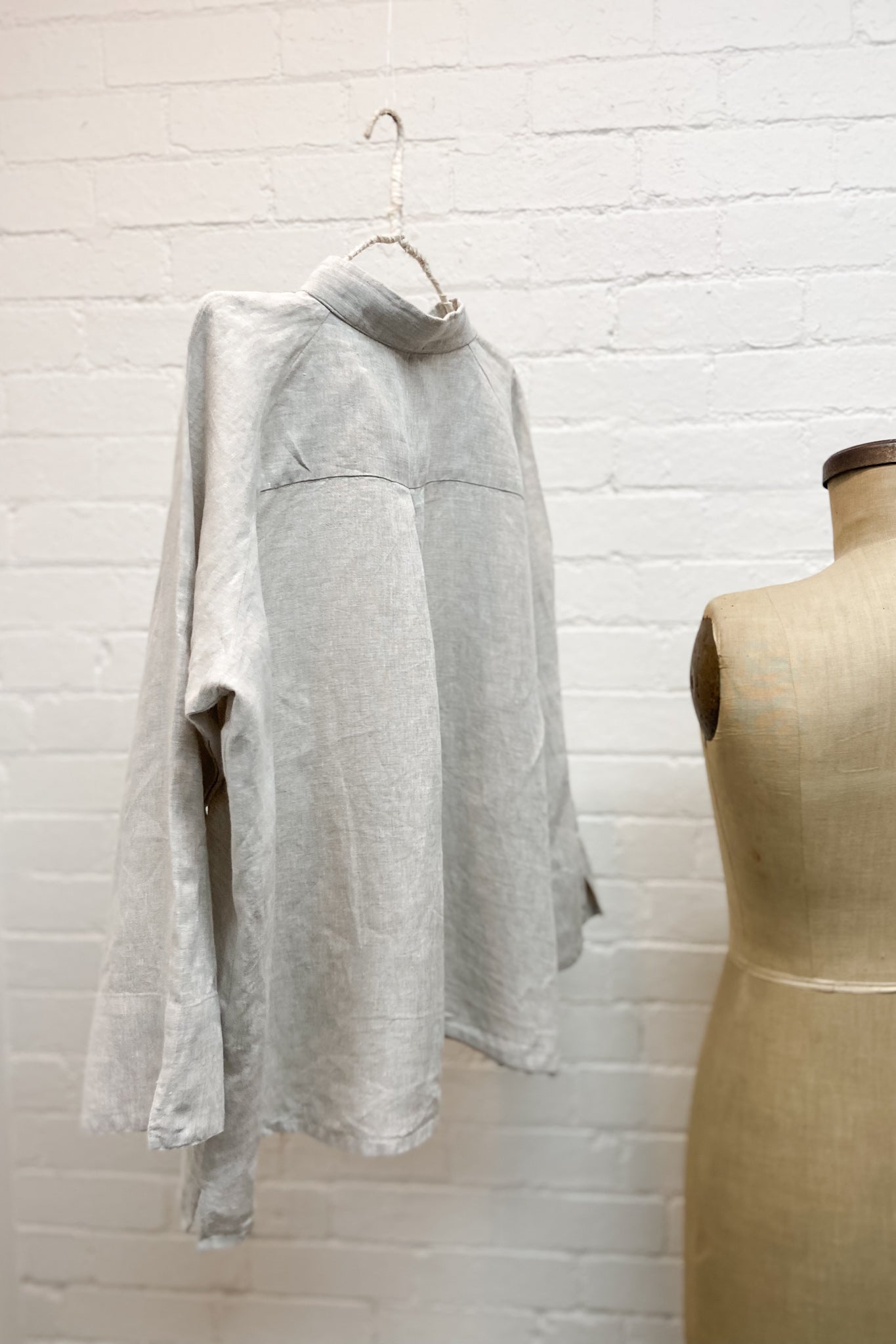 GW | Clarke Shirt | Neutral | L