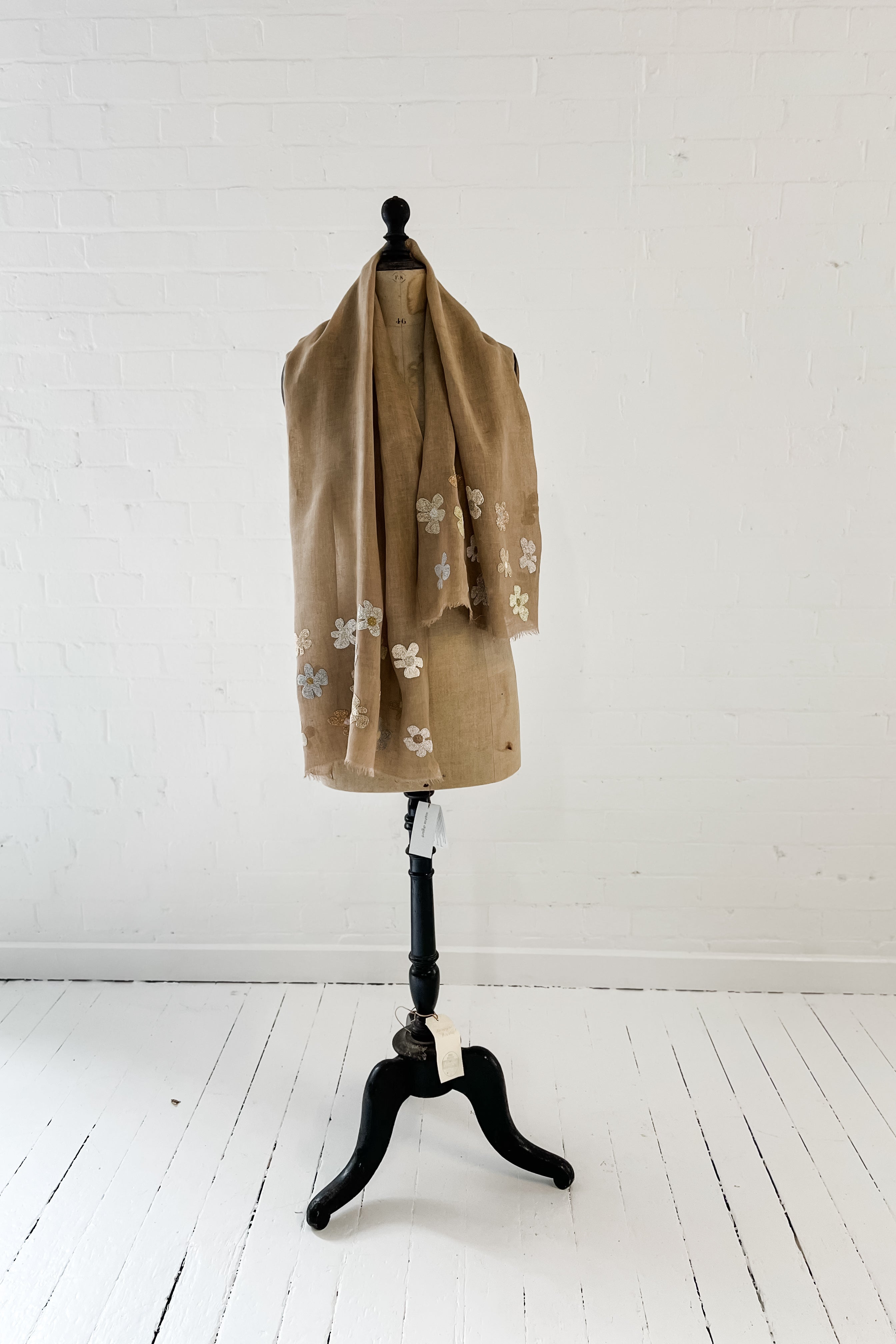 Sophie Digard | Embroidered Linen Stole | Scattered Flowers