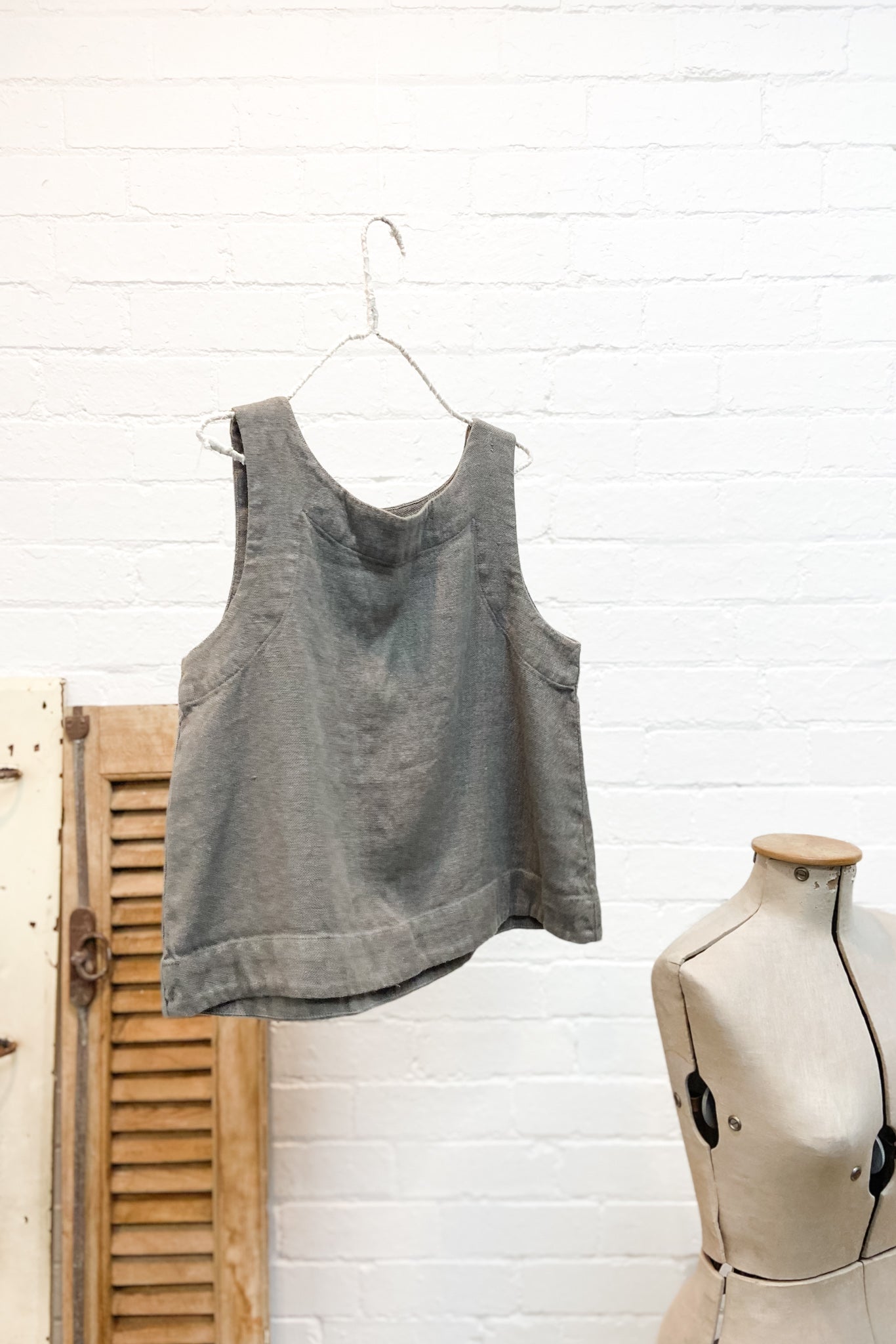 GW | Ellis Shell Top | Abbey Stone | S