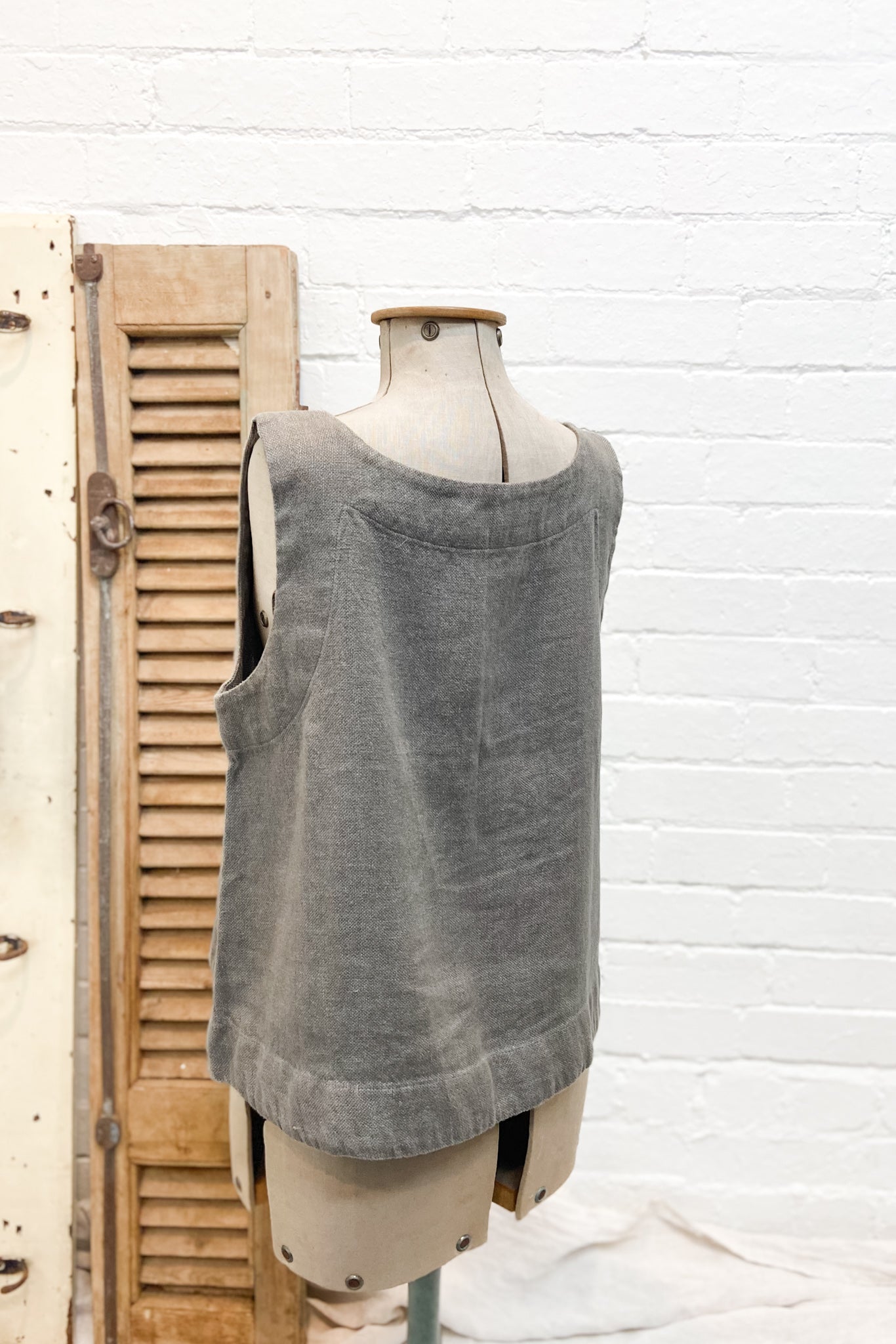 GW | Ellis Shell Top | Abbey Stone | S