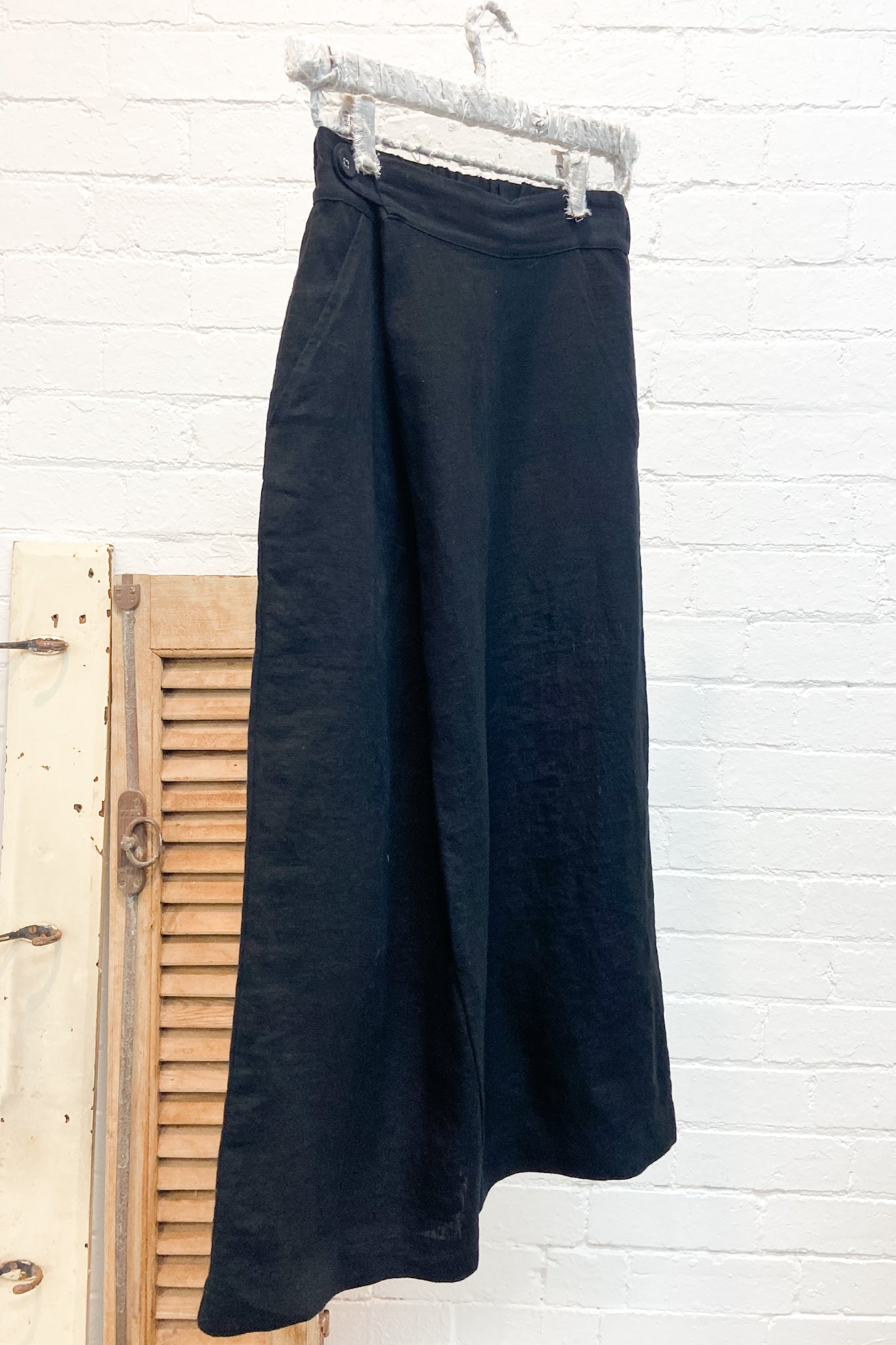 GW | Koi Skirt | Black | XS