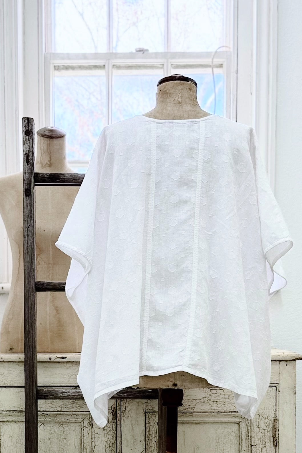 GW | Suzie Top | Ivory Dot | M/L