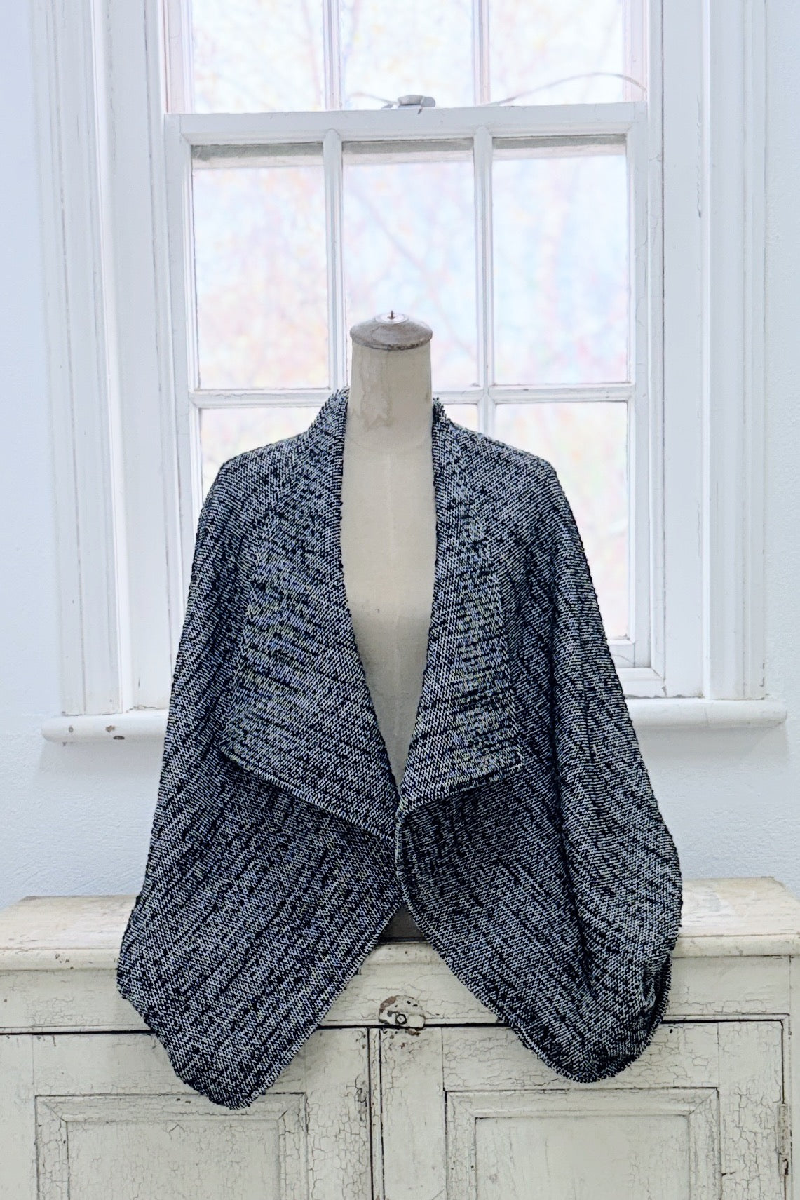 GW | Nic Cape | Mottled Black Boucle | XS/S