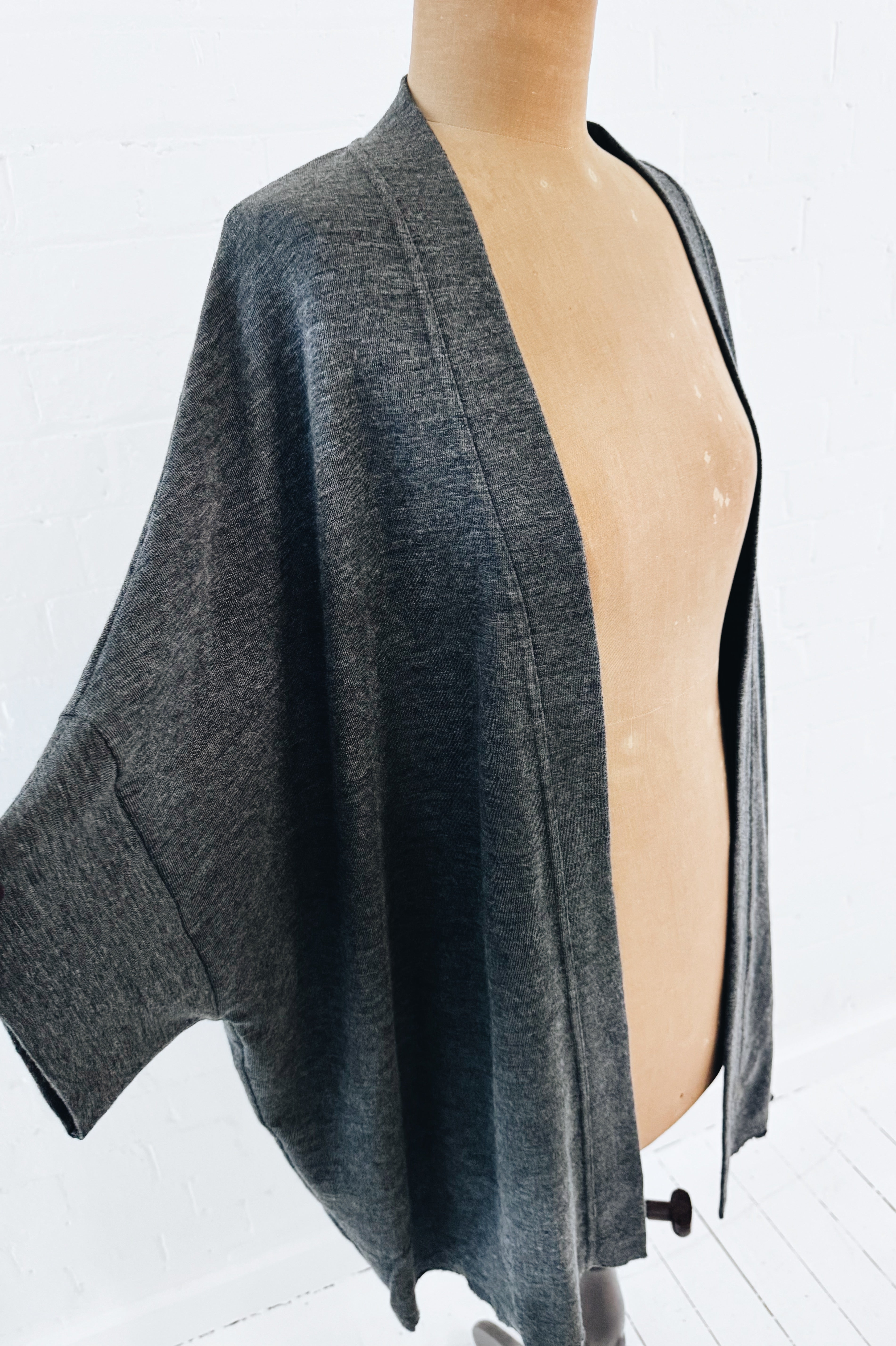 Merino Cardigan | Anthracite Melange