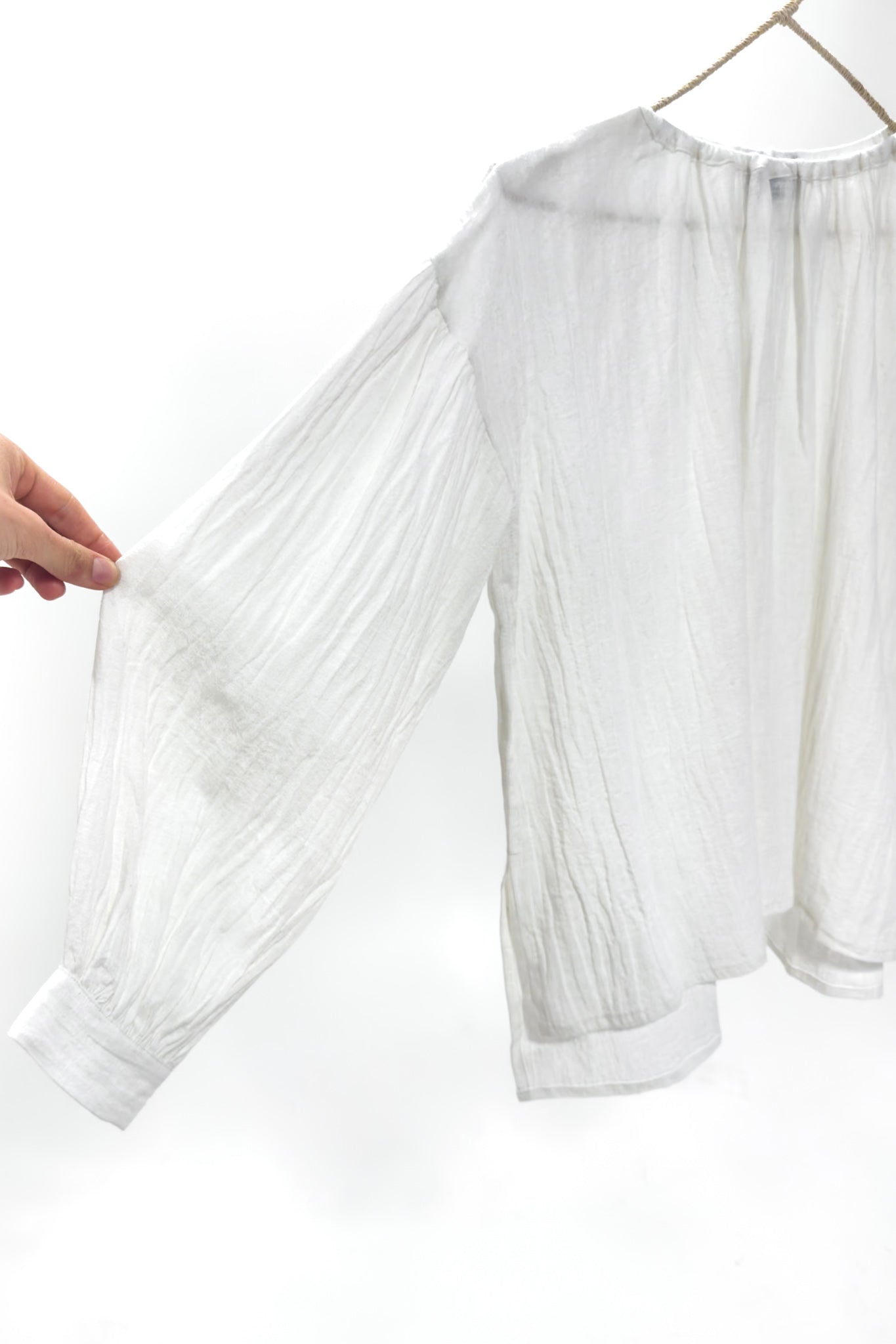 PS | Ari Top | White Crush