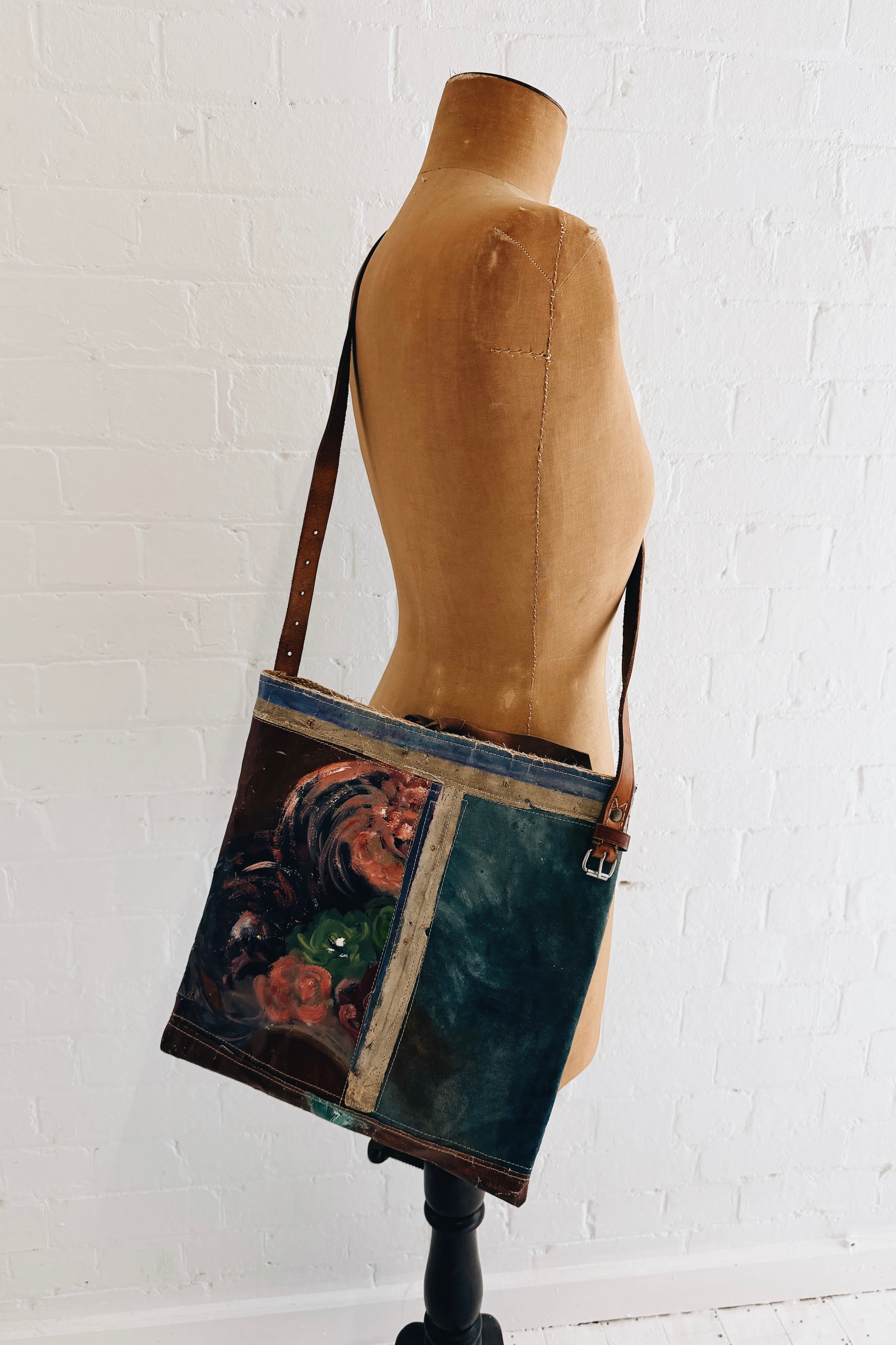 Swarm | Oil Painting Bag | Cabbage Roses