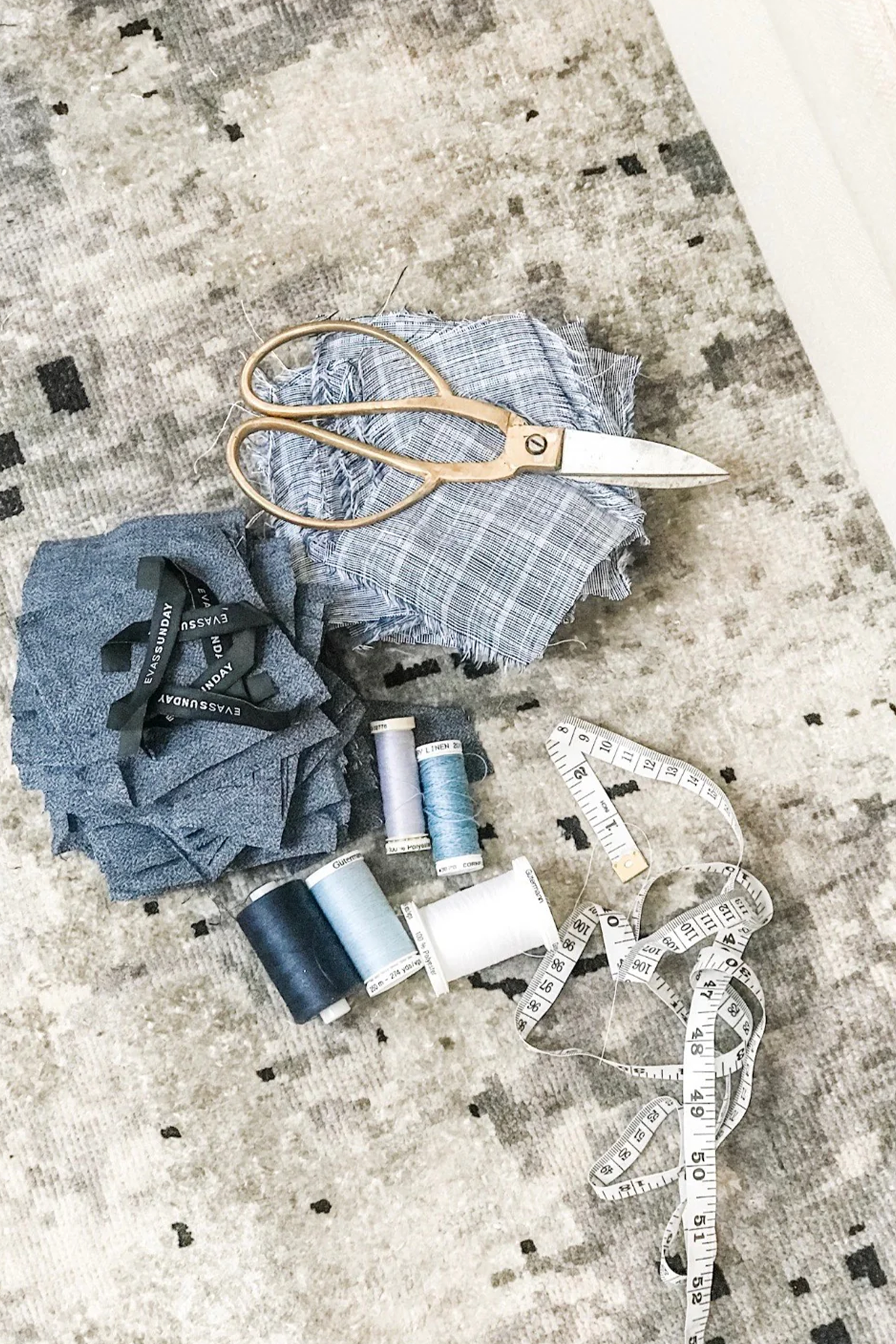 Eva's Sunday Fabric Flower Brooches with Nic | 7th March