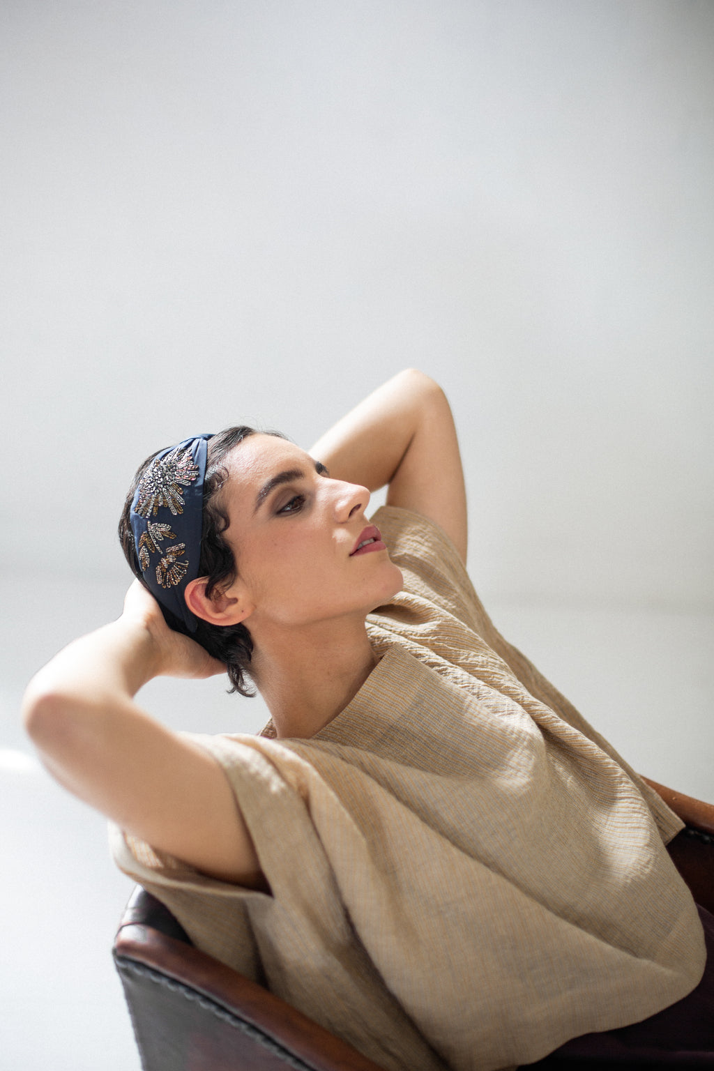 Hard Embroidered Headband | Daisy
