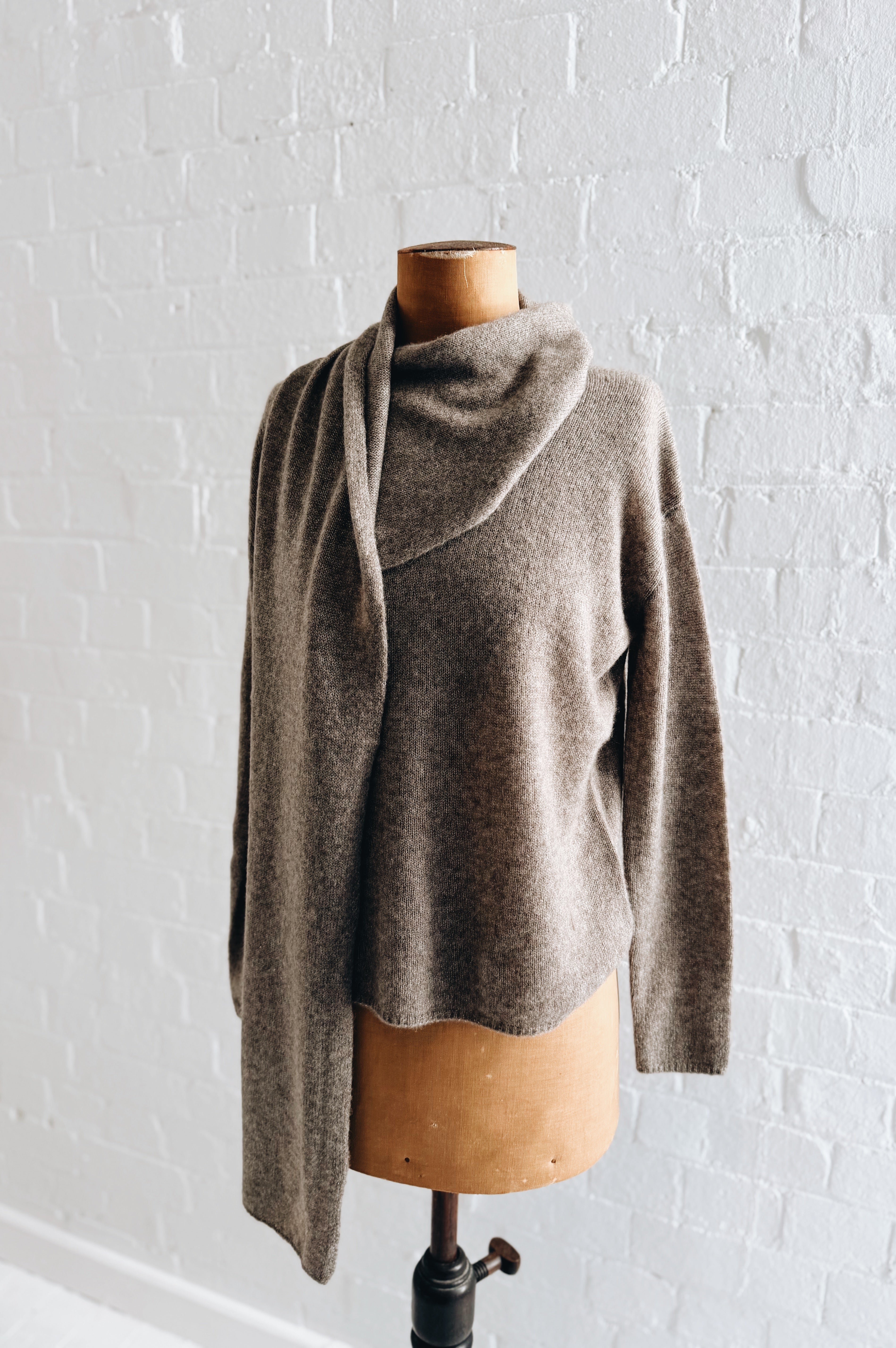Aleger | Clouded Silk Wrap Top | Beaver