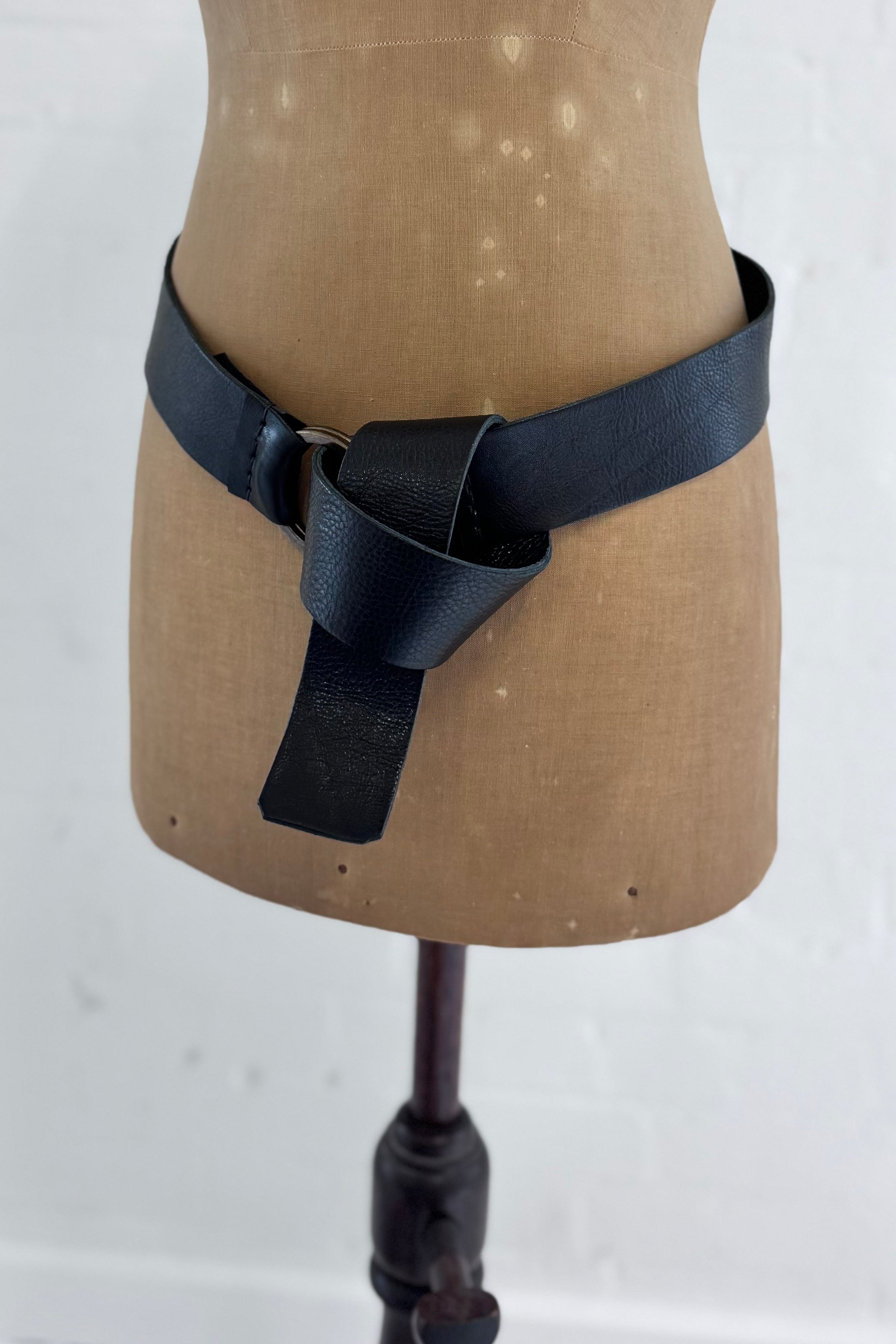 Ink Olives | Leccio Belt | Black