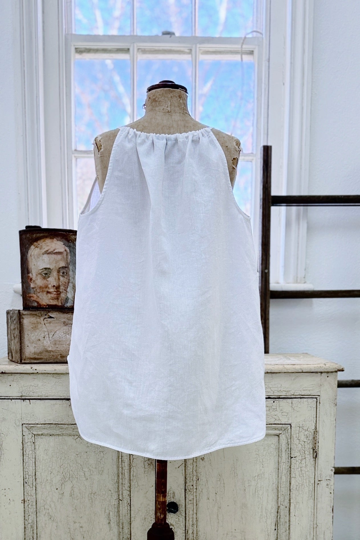 GW | Petunia Top | White | M